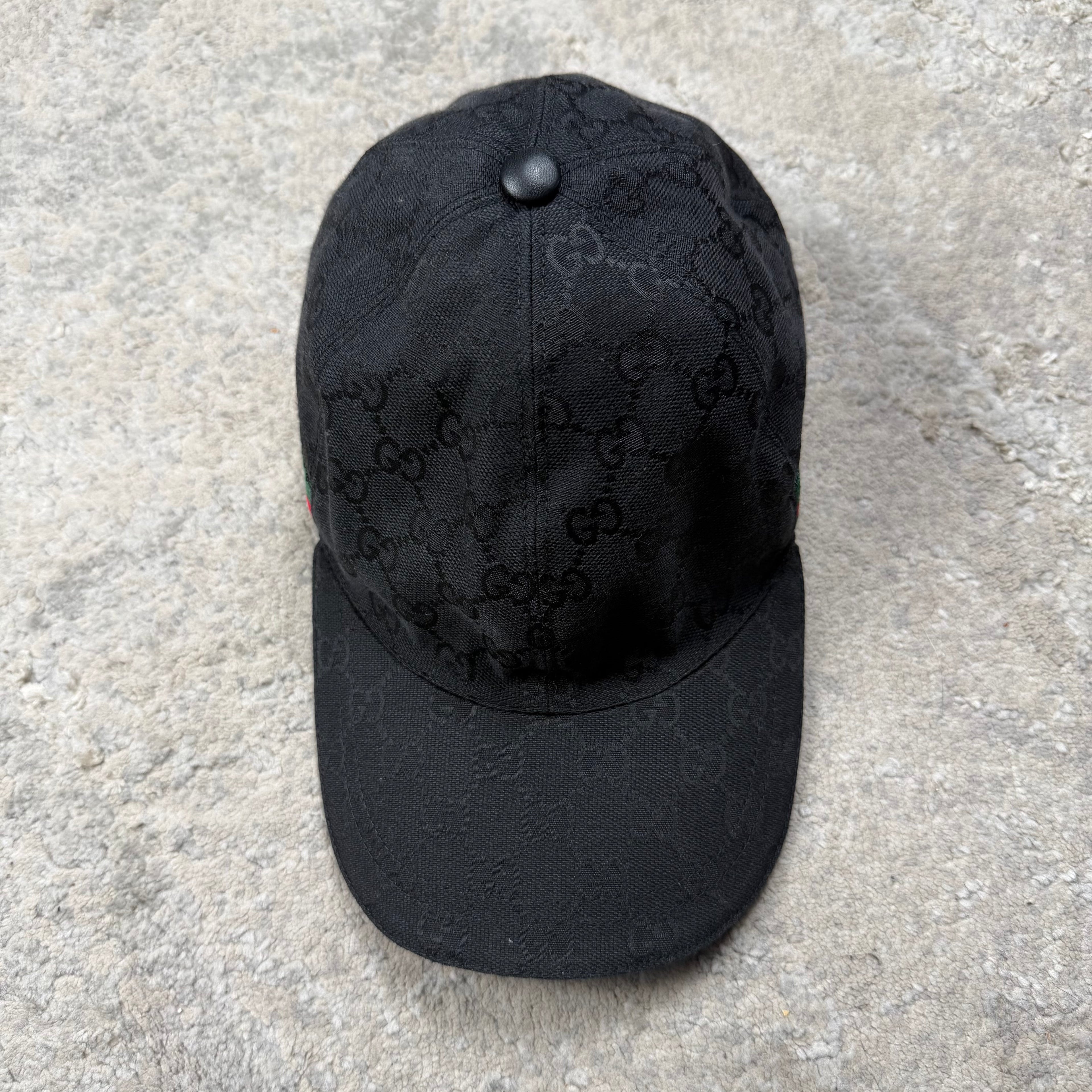 Gucci GG Canvas Black Cap - Medium (58cm)