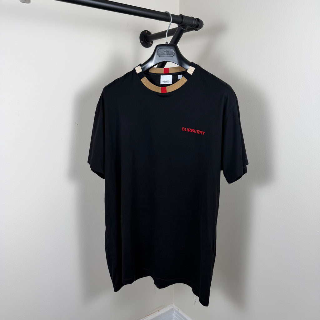 Burberry Check Black T-Shirt - Large 24’’