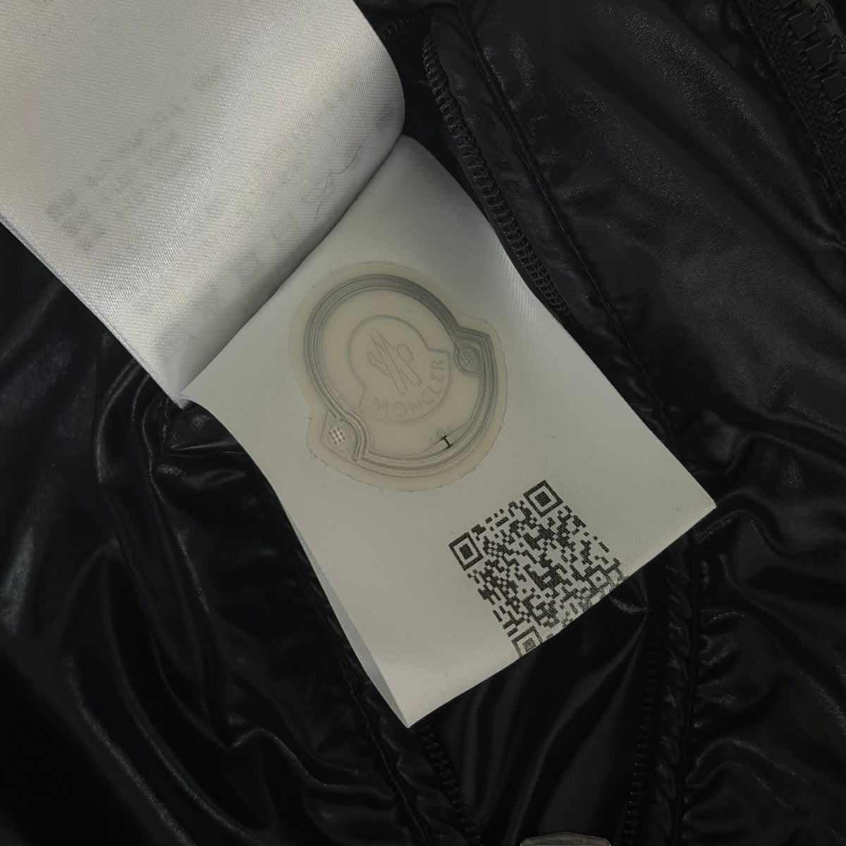 Moncler Ecrins Giubbotto Black Jacket - Size 7(2/3XL)