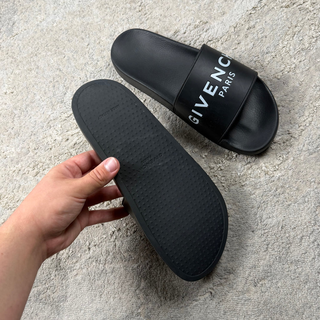 Givenchy Spellout Black Sliders - 9UK
