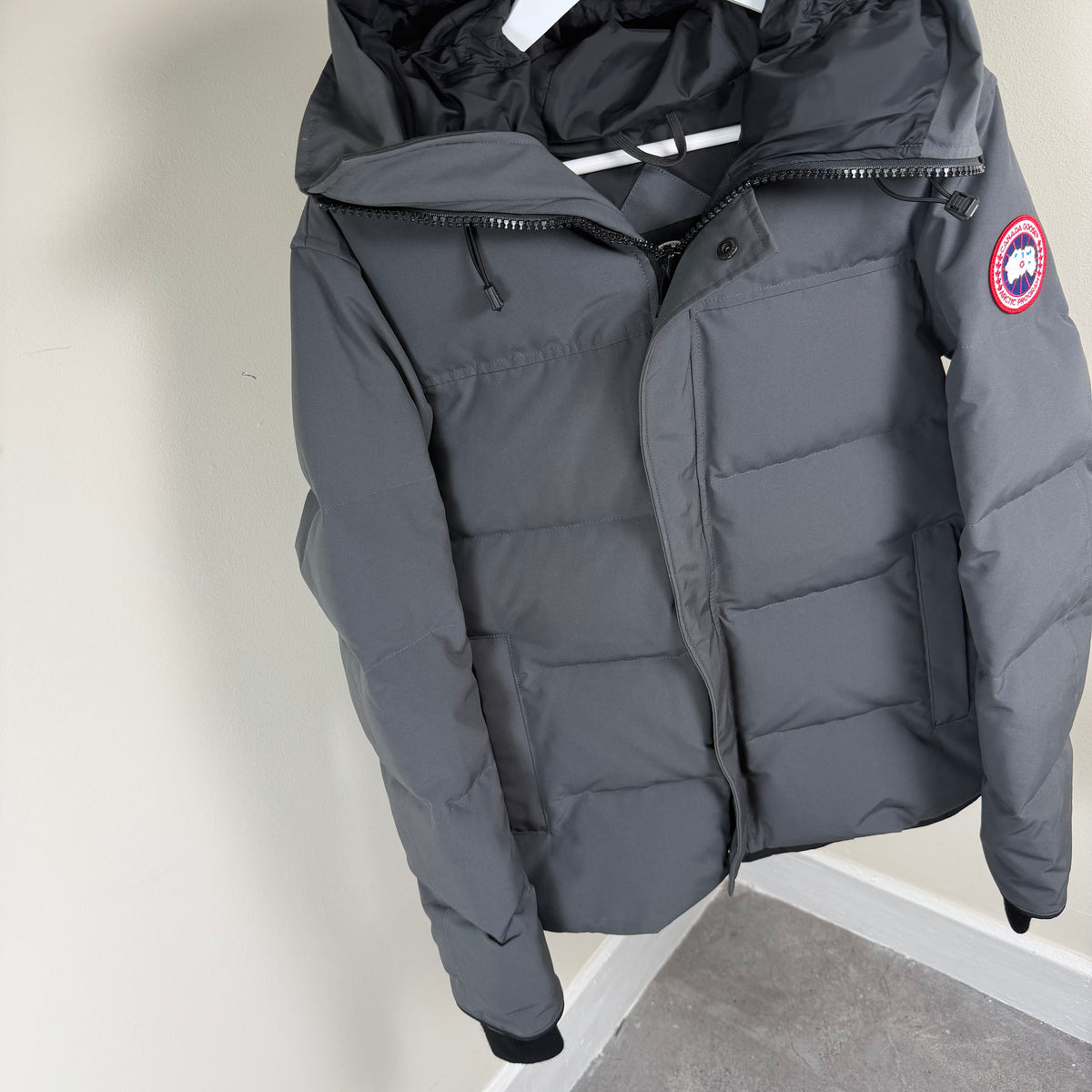 Canada Goose MacMillan Parka Grey - Medium 22.5’’