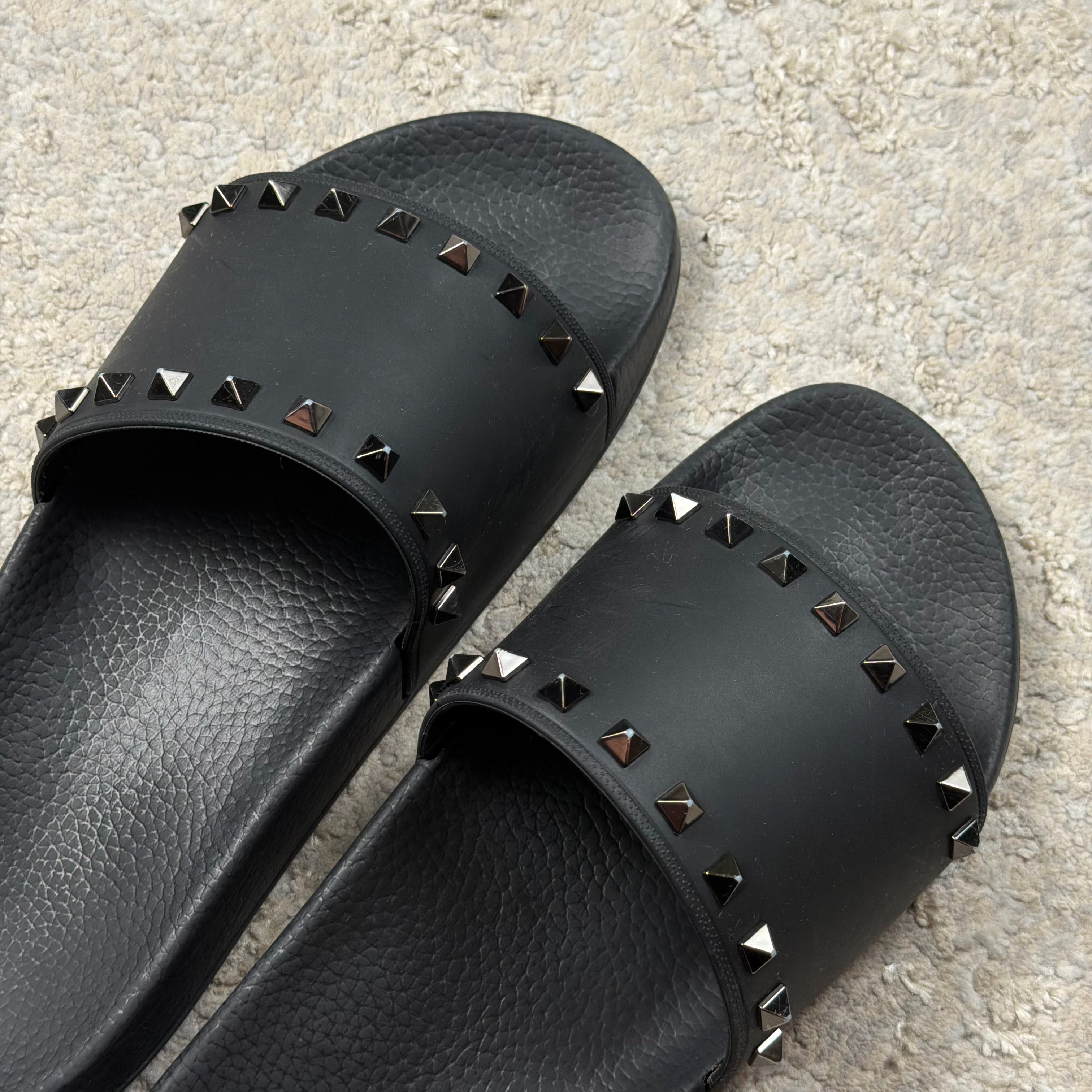 Valentino RockStud Black Sliders -9UK
