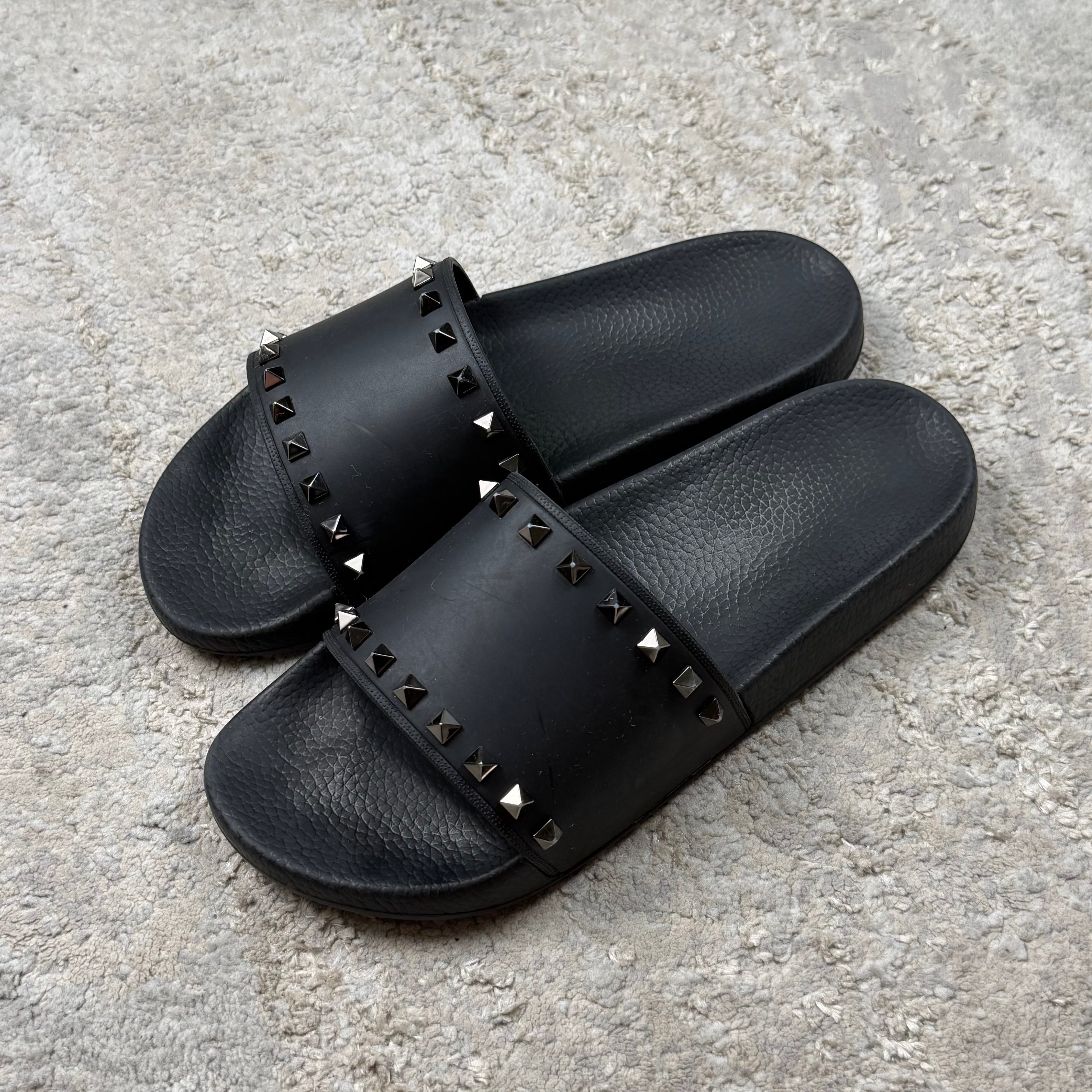 Valentino RockStud Black Sliders -9UK