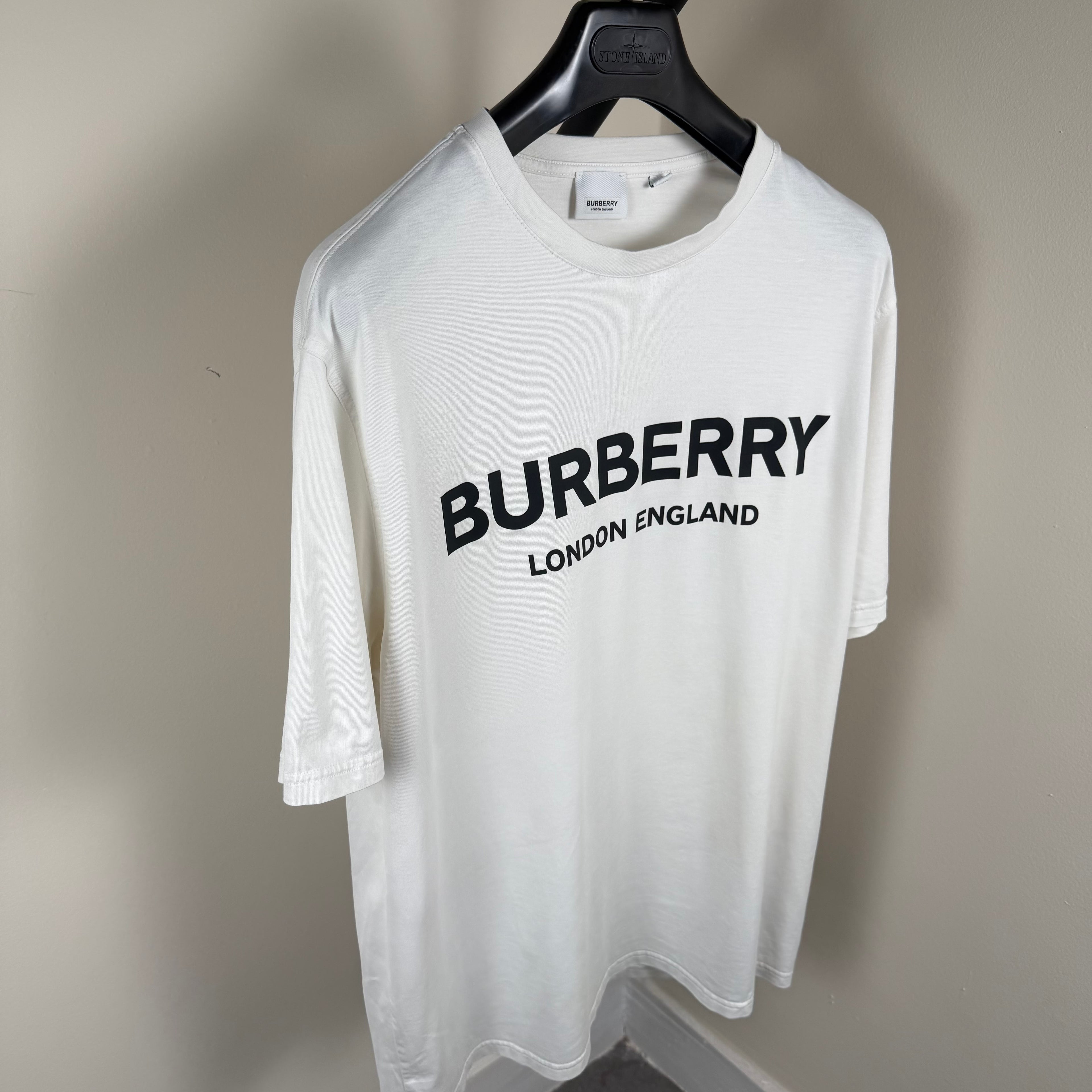 Burberry White Print T-Shirt - XL/L 23’’