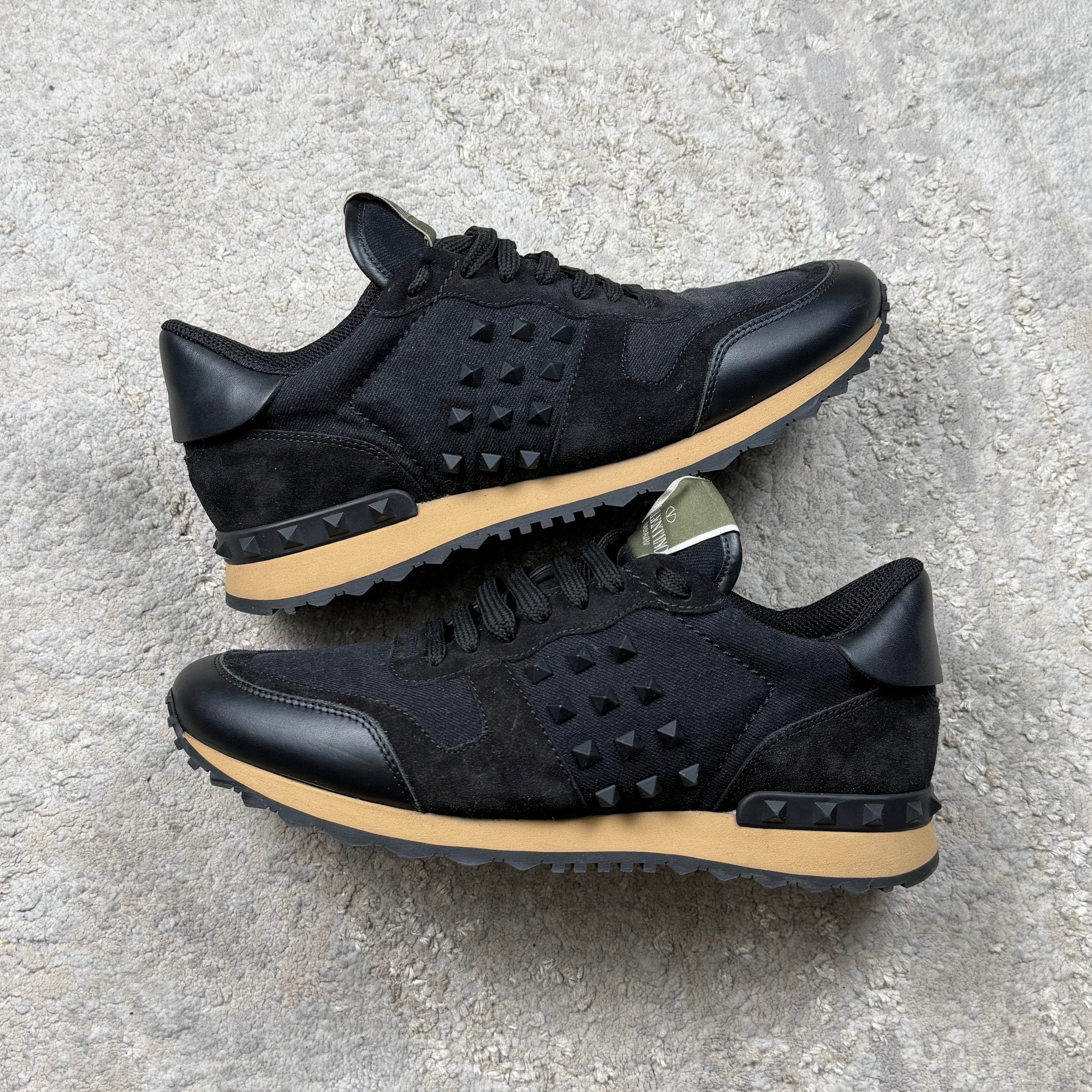 Valentino Garavani RockStud Black Trainer’s - 8UK