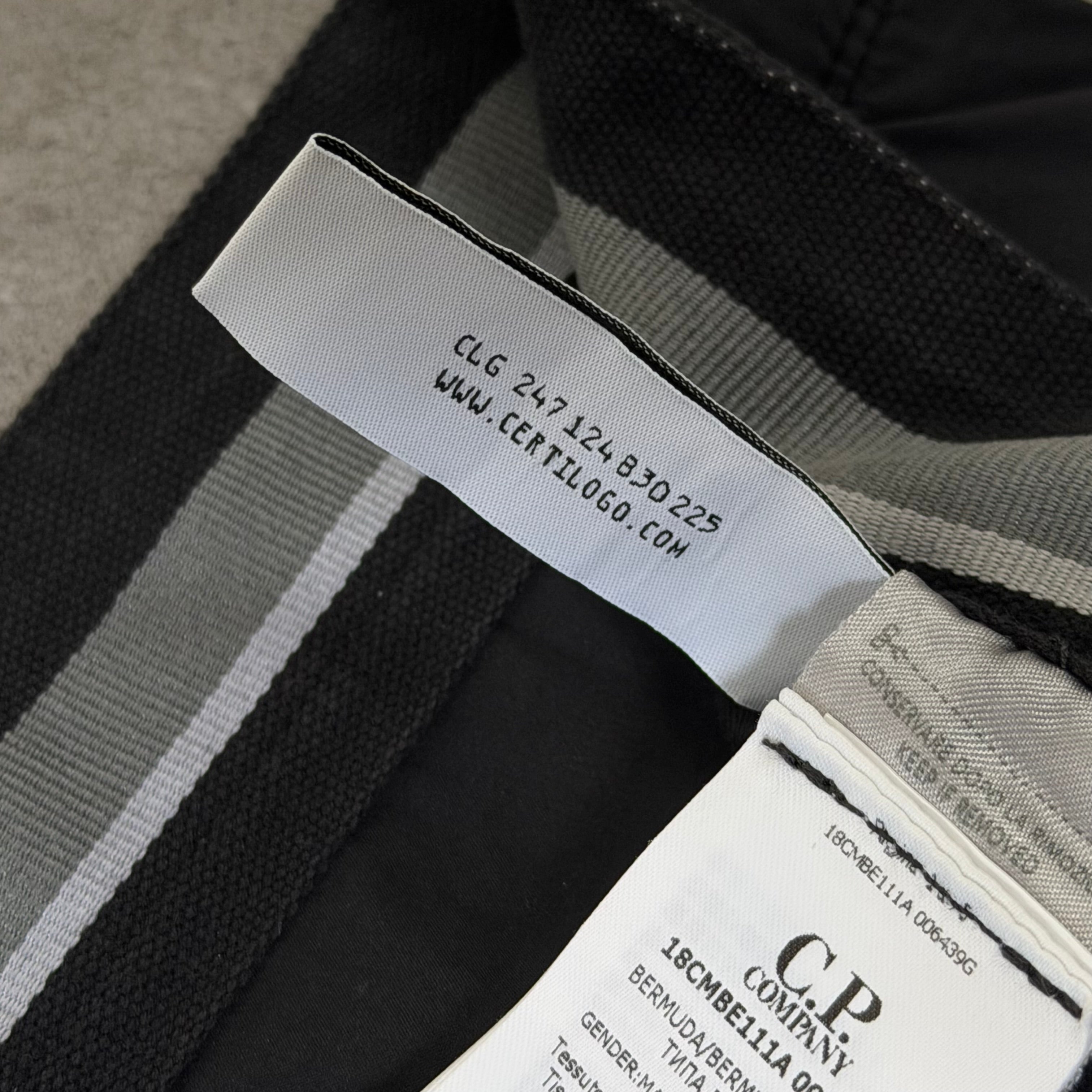 C.P Company Lens Cargo Shorts Black - 46 (32w)