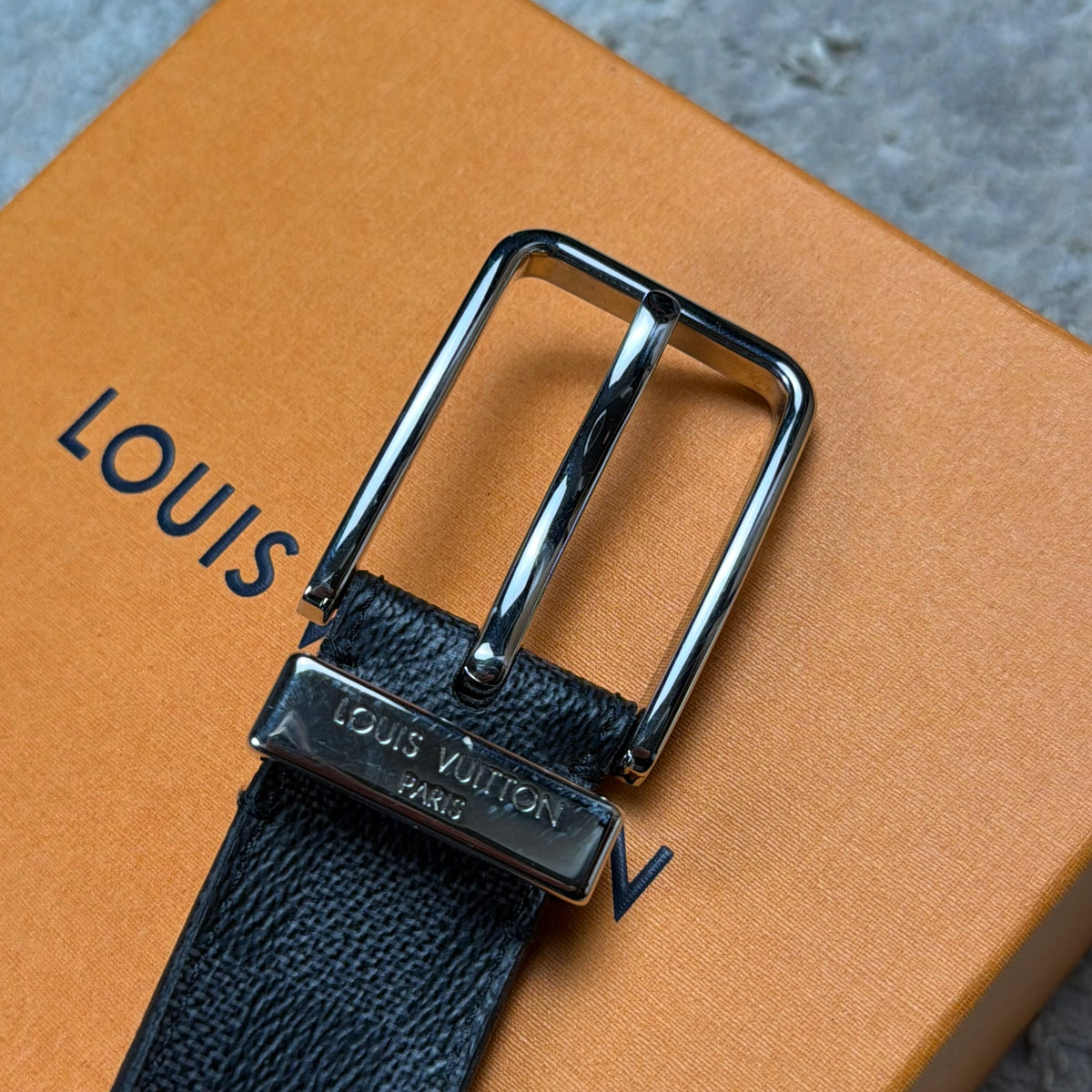 Louis Vuitton Grey Damier Belt - 30W
