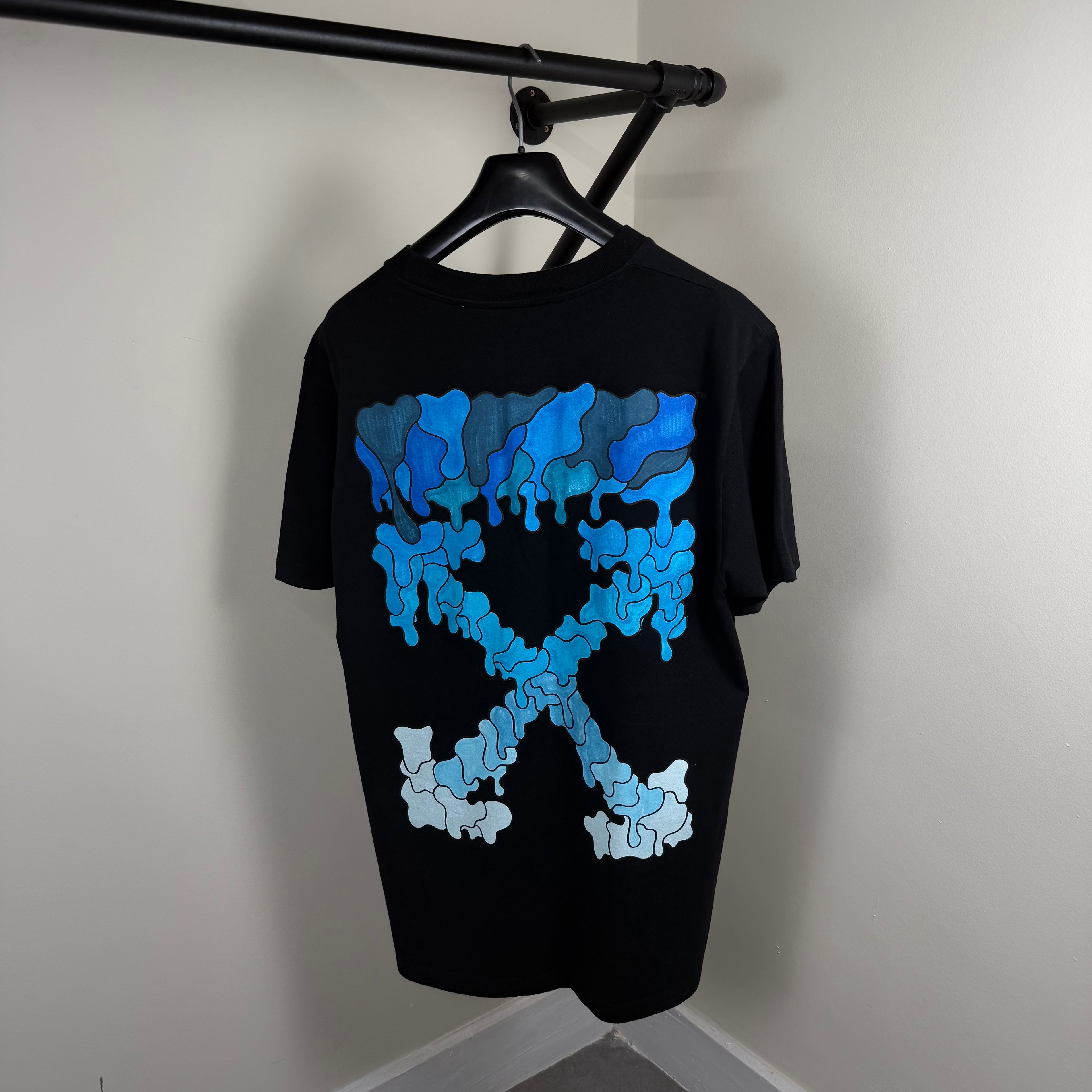 Off White Bubble Arrow T-Shirt - Large 22’’