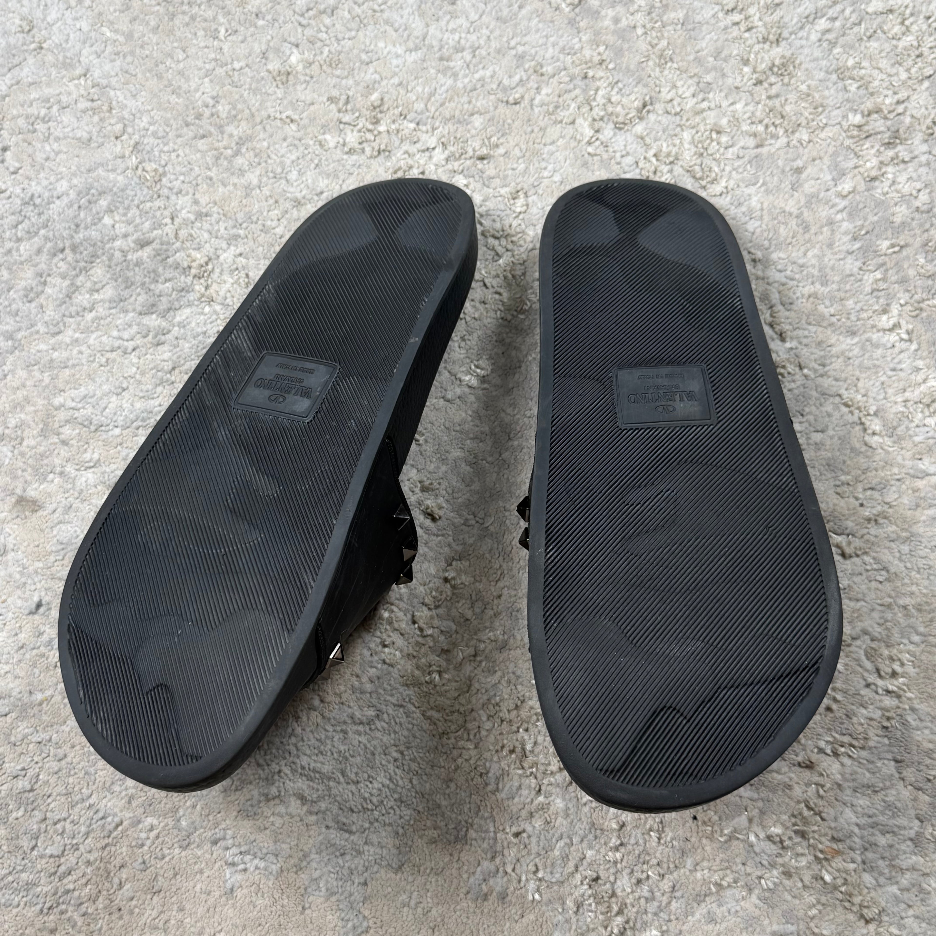 Valentino RockStud Black Sliders -9UK