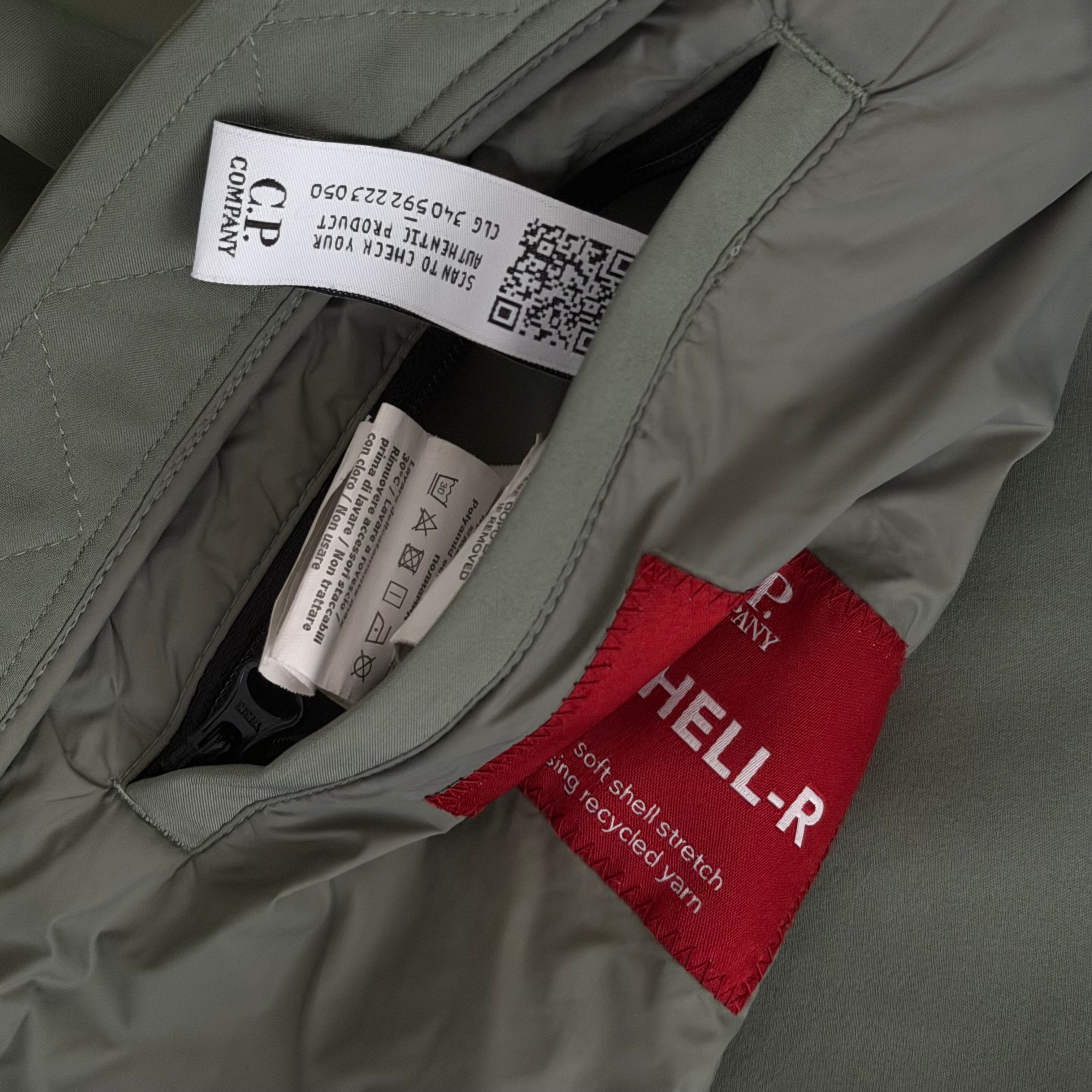 C.P Company Goggle Sage Green Softshell-R - Medium 22’’