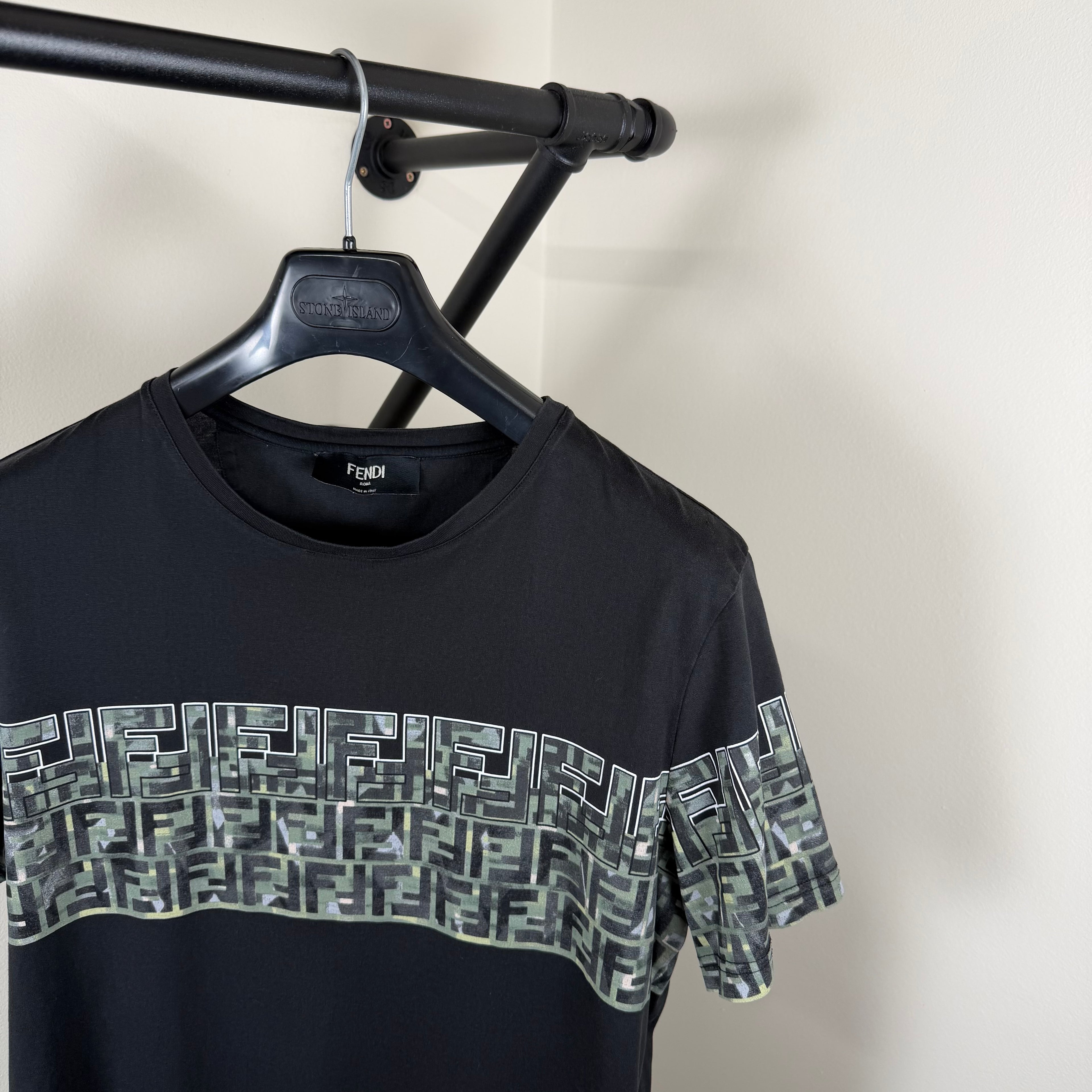 Fendi Camo T-Shirt - Medium 21’’
