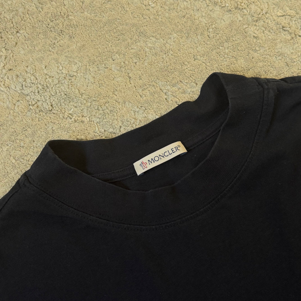 Moncler Navy Logo T-Shirt - Large 22’’