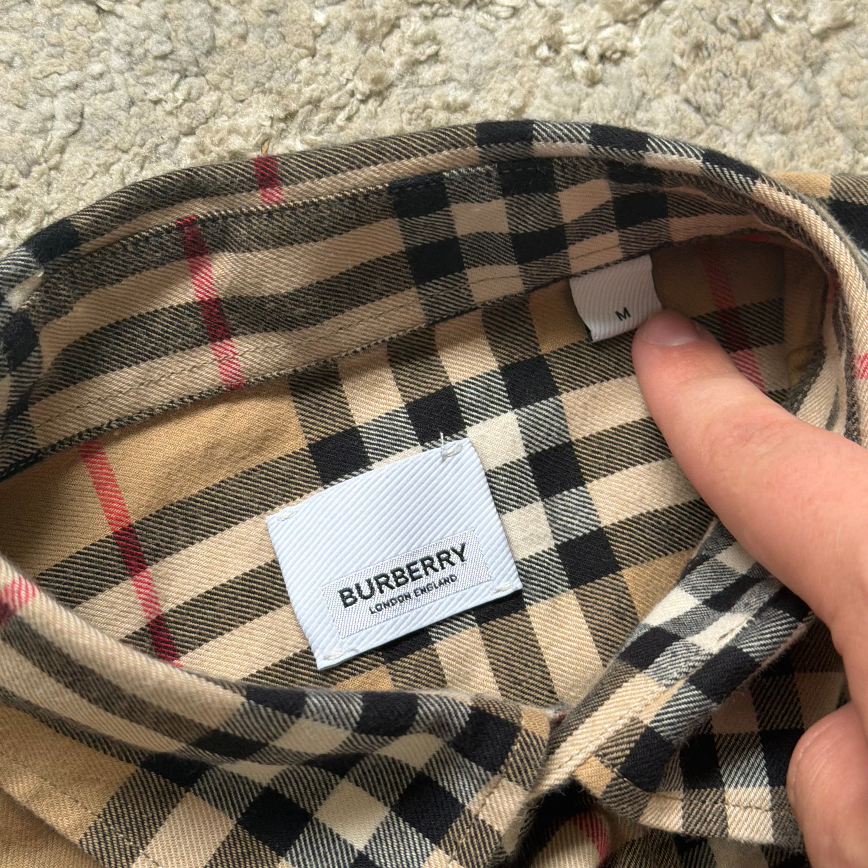 Burberry Nova Check Button Up Shirt - Medium 21.5’’