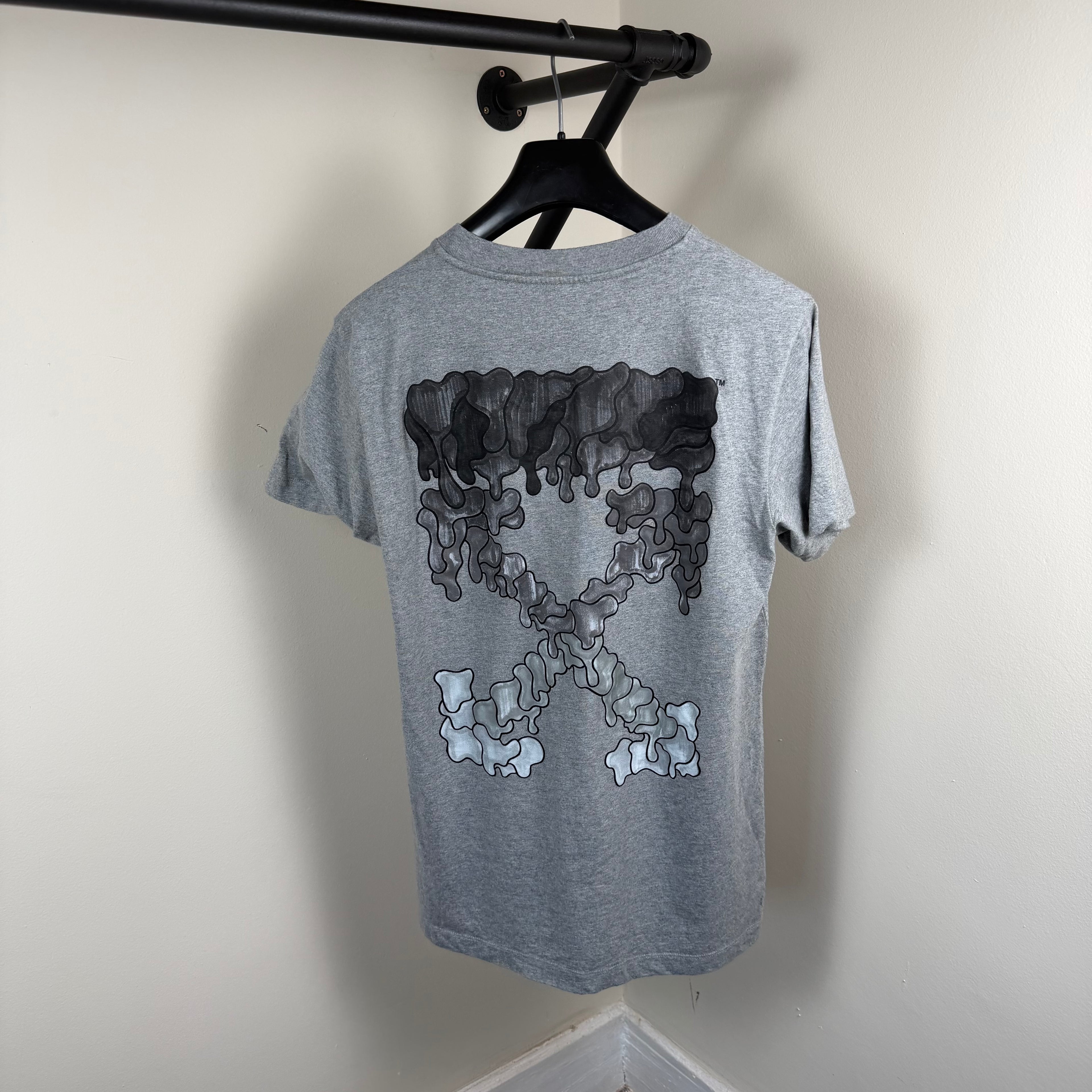 Off White Grey Cross T-Shirt - Small 19’’