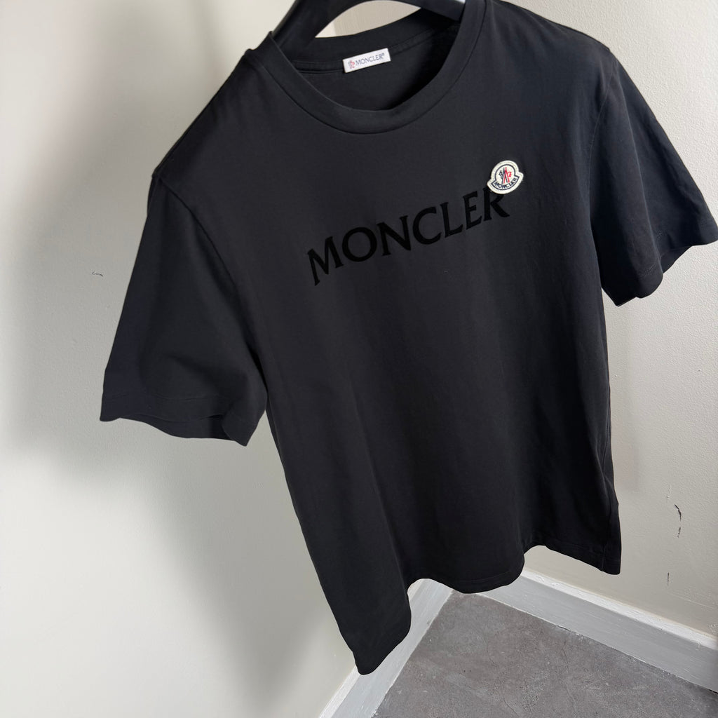 Moncler Black Graphic T-Shirt - Large 21’’