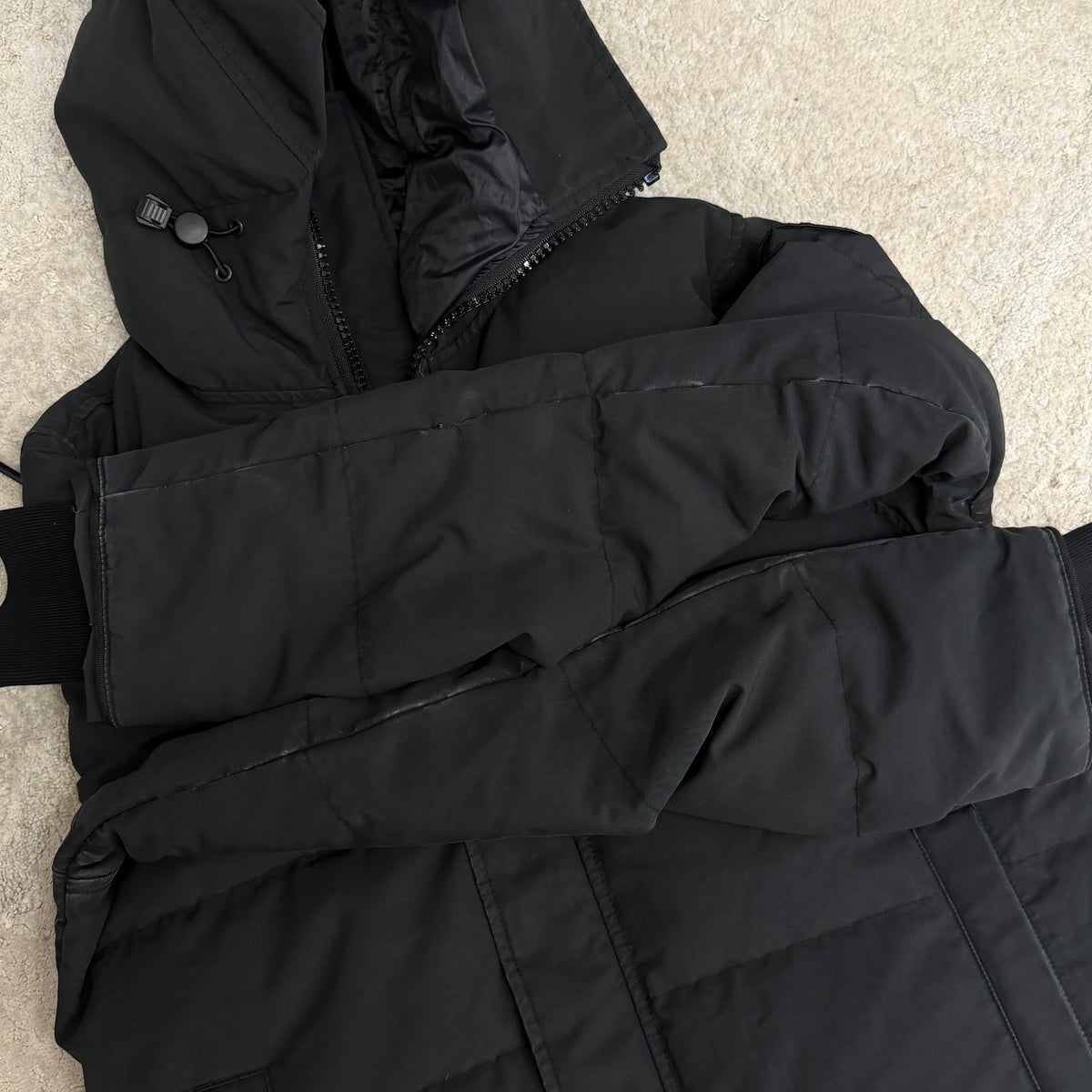 Canada Goose MacMillan Black Label Parka - Medium 22’’