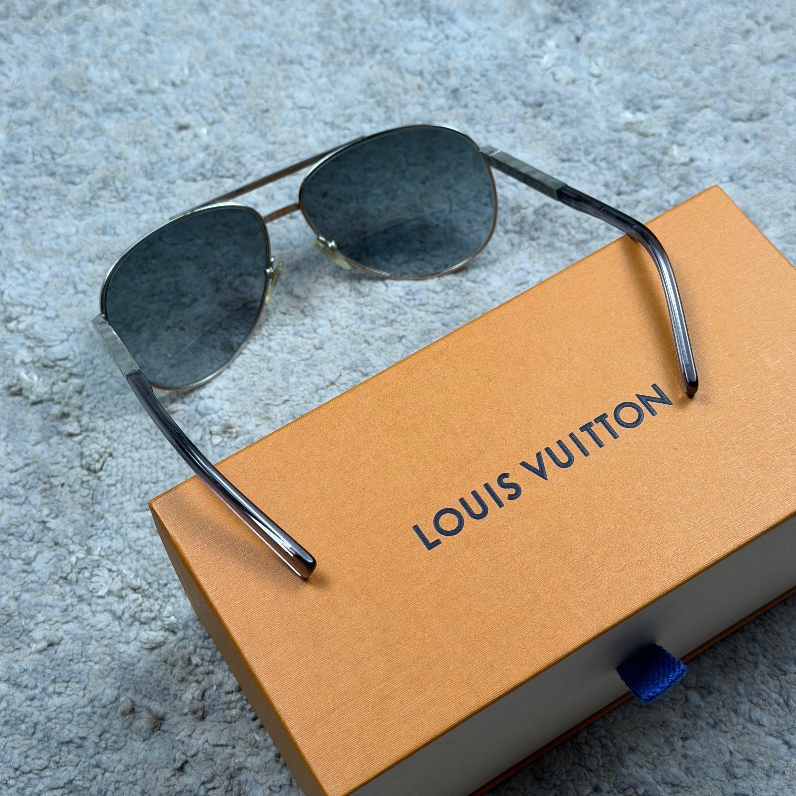 Louis Vuitton Aviator Sunglasses Silver