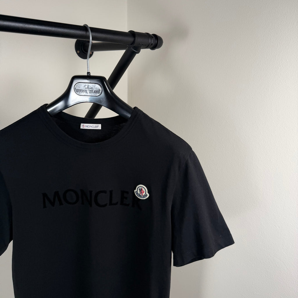 Moncler Black Graphic T-Shirt - Small 19’’
