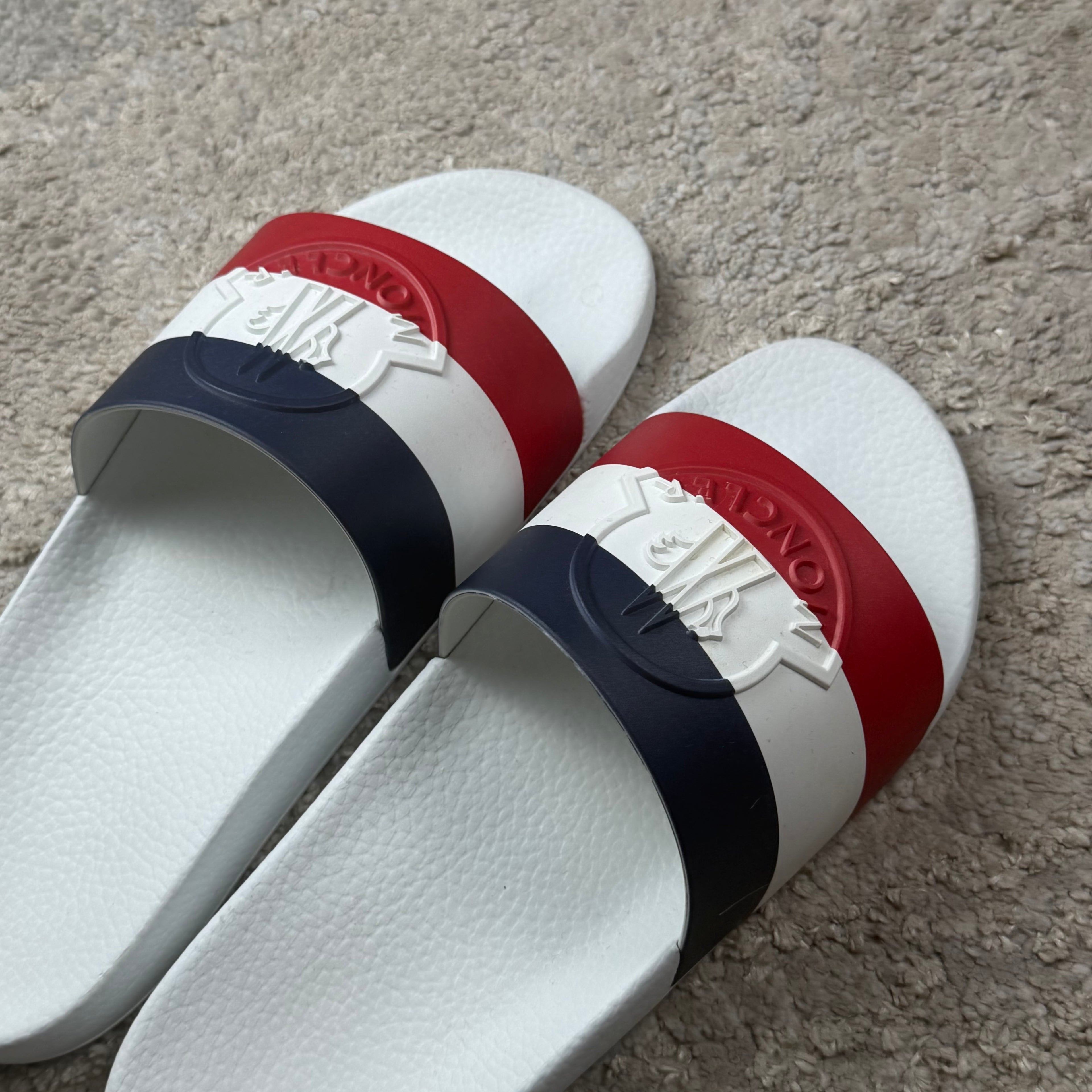 Moncler White Basile Logo Slider’s - 7UK
