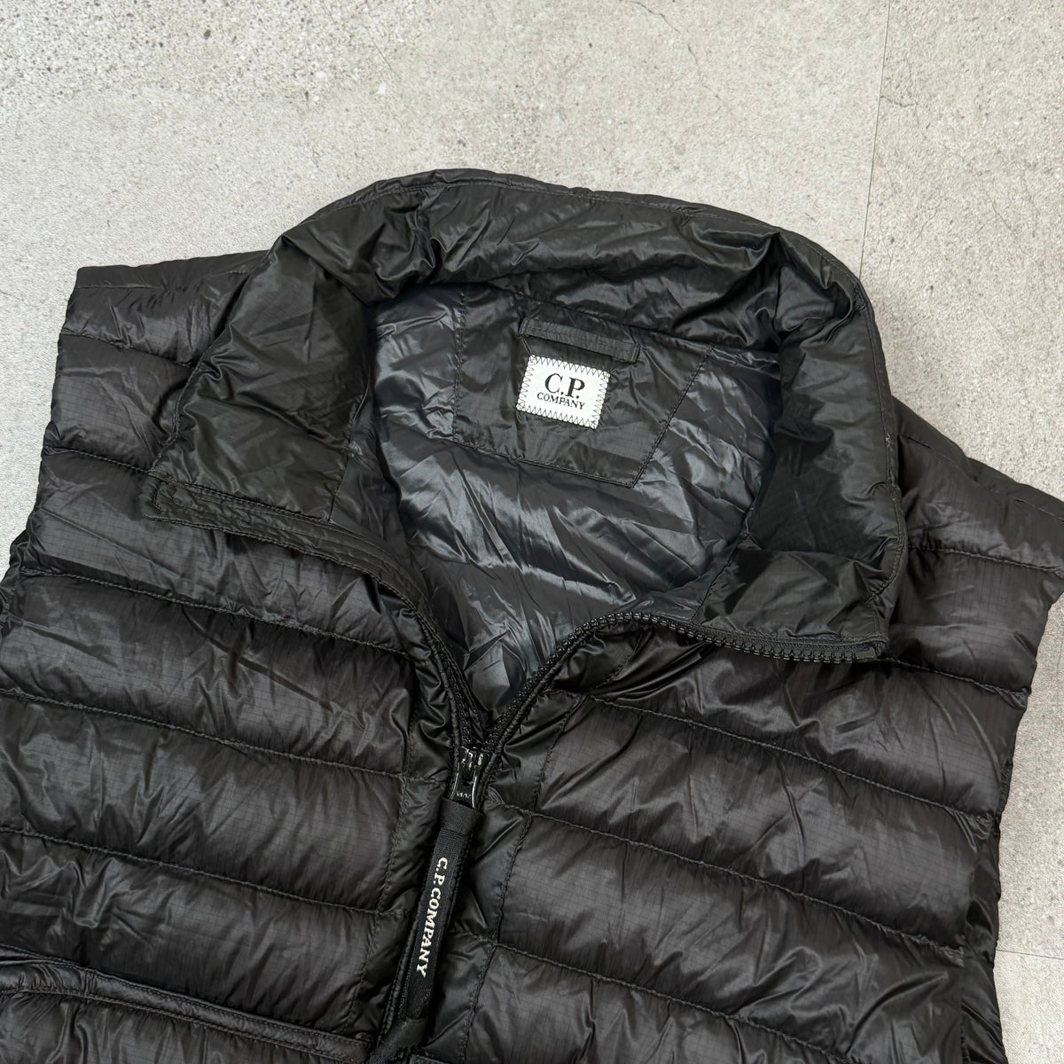 C.P Company DD Shell Black Len’s Gilet - Medium 21’’