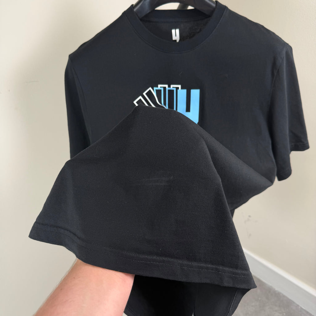 YELIR World 8Y Black T-Shirt - Medium 19.5’’
