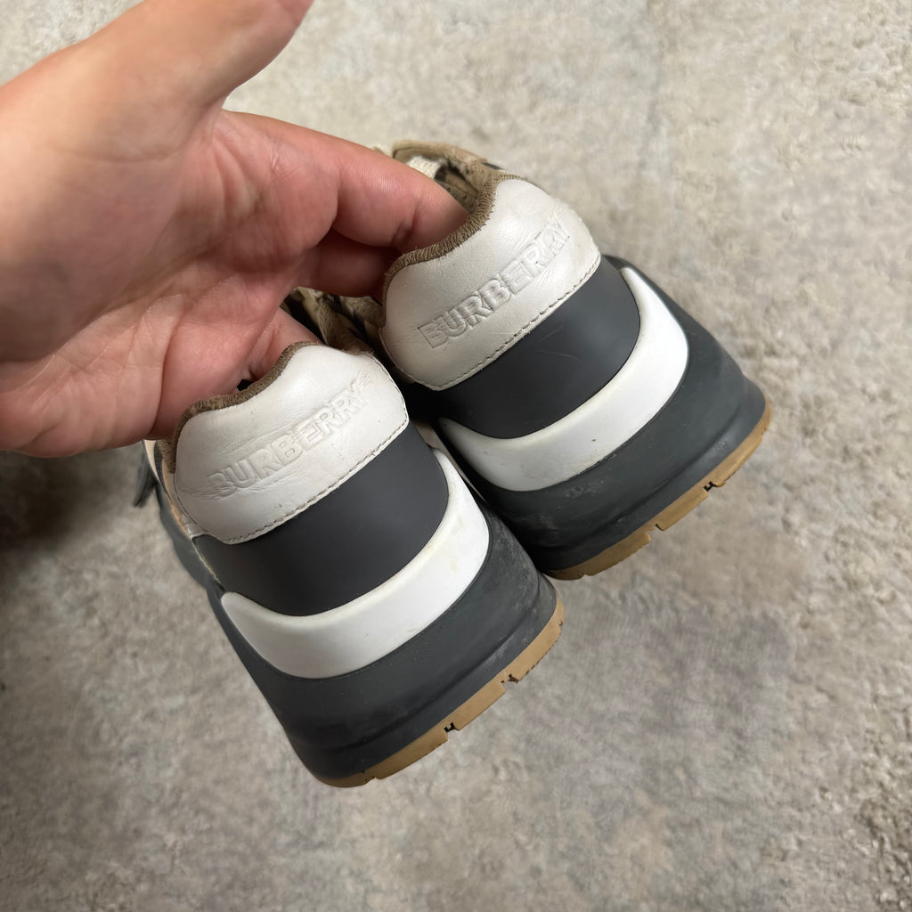 Burberry Biege Check Ramsey Trainer - 6UK