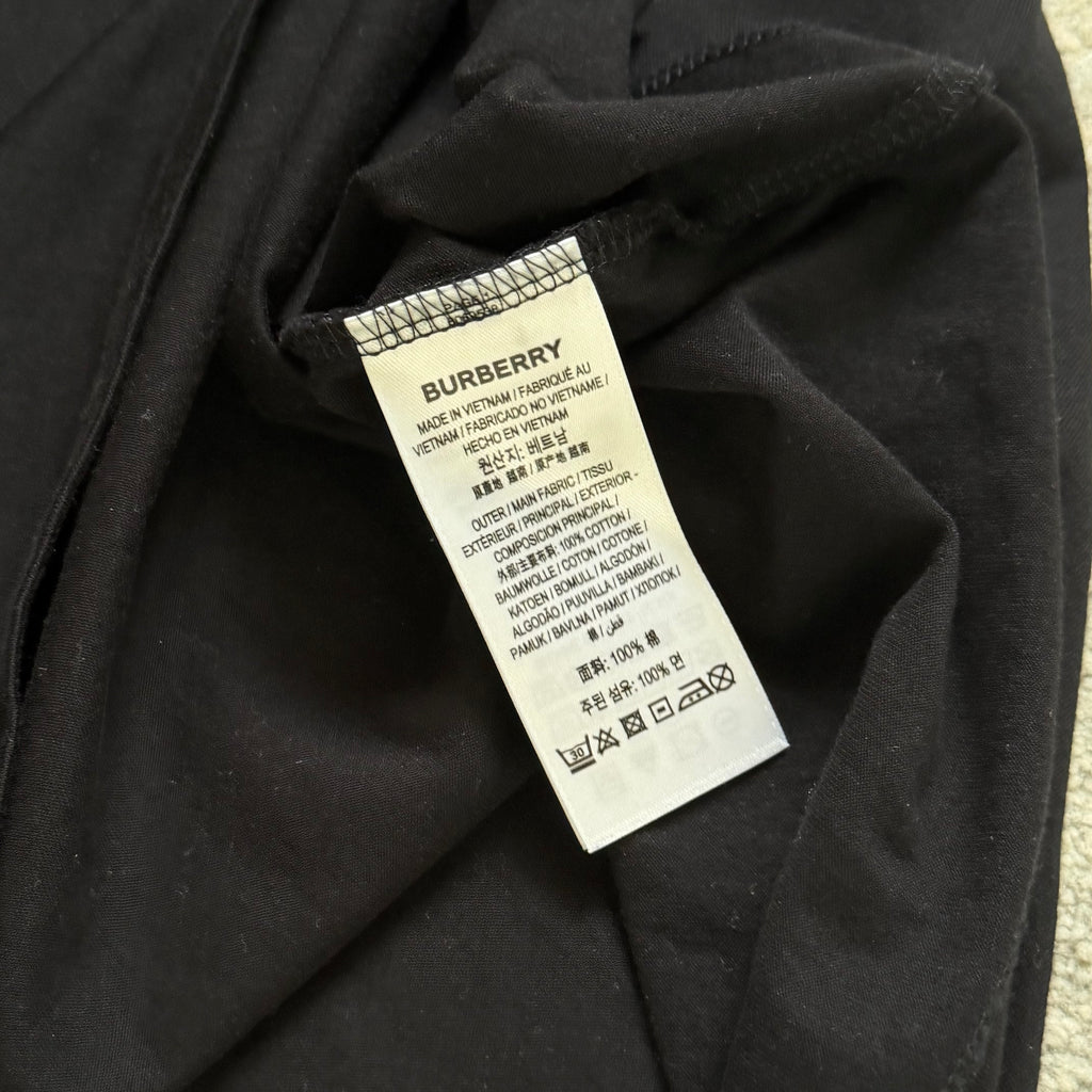 Burberry Check Black T-Shirt - Large 24’’