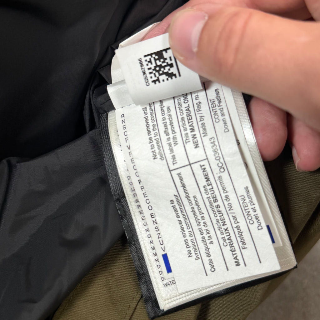 Canada Goose Khaki Wyndham Parka - XL 25’’