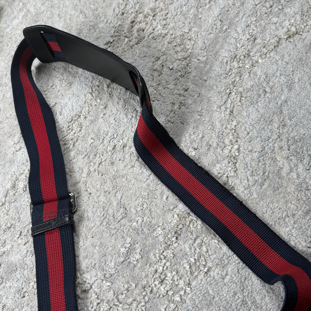 Gucci GG Supreme Small Messenger Bag