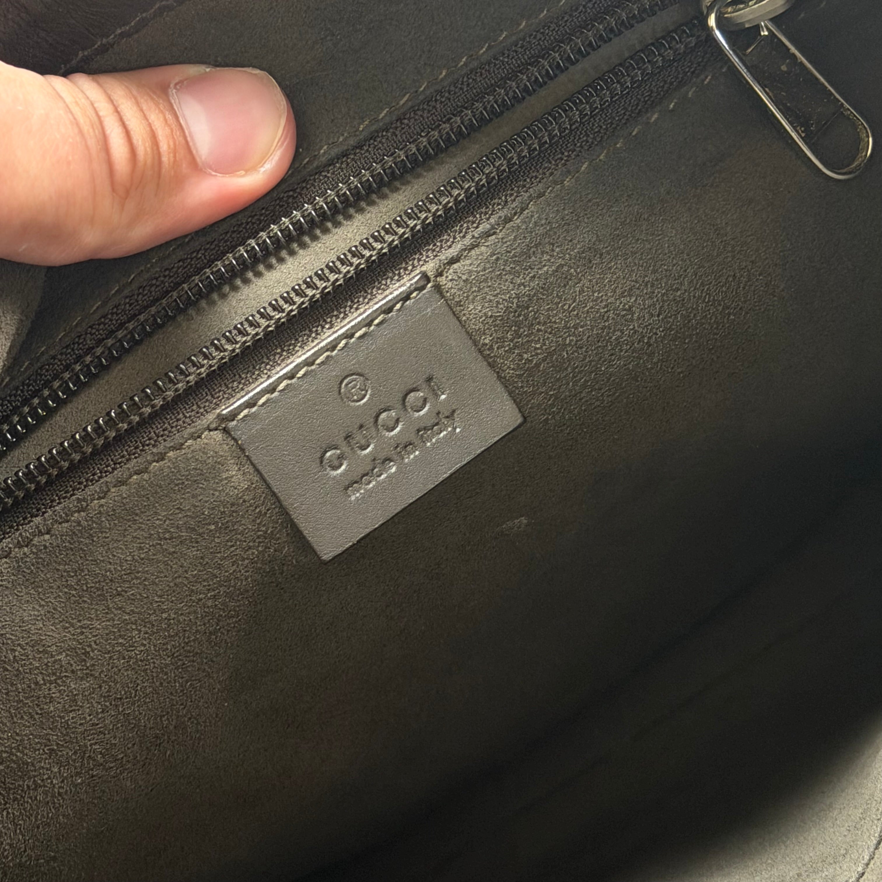 Gucci GG Supreme Canvas Beige Messenger Bag