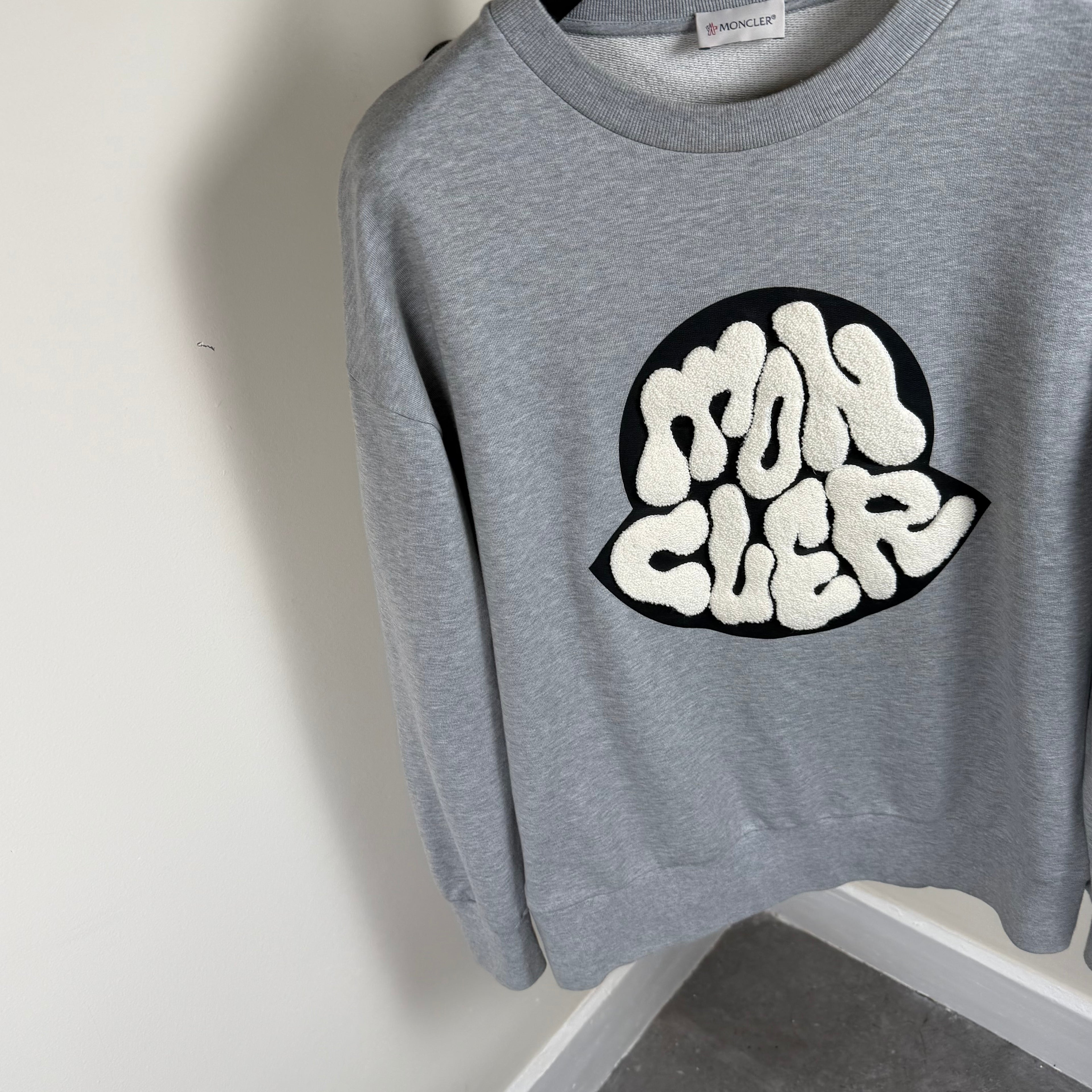 Moncler Graphic Swirl Grey Crewneck - XL 22’’
