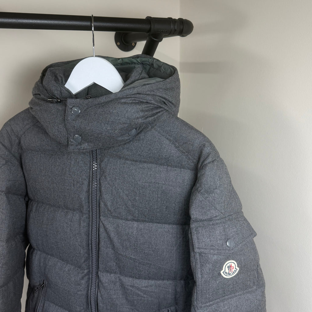 Moncler Montgenevre Grey Wool Puffer Jacket - 4 (Large 23.5’’)