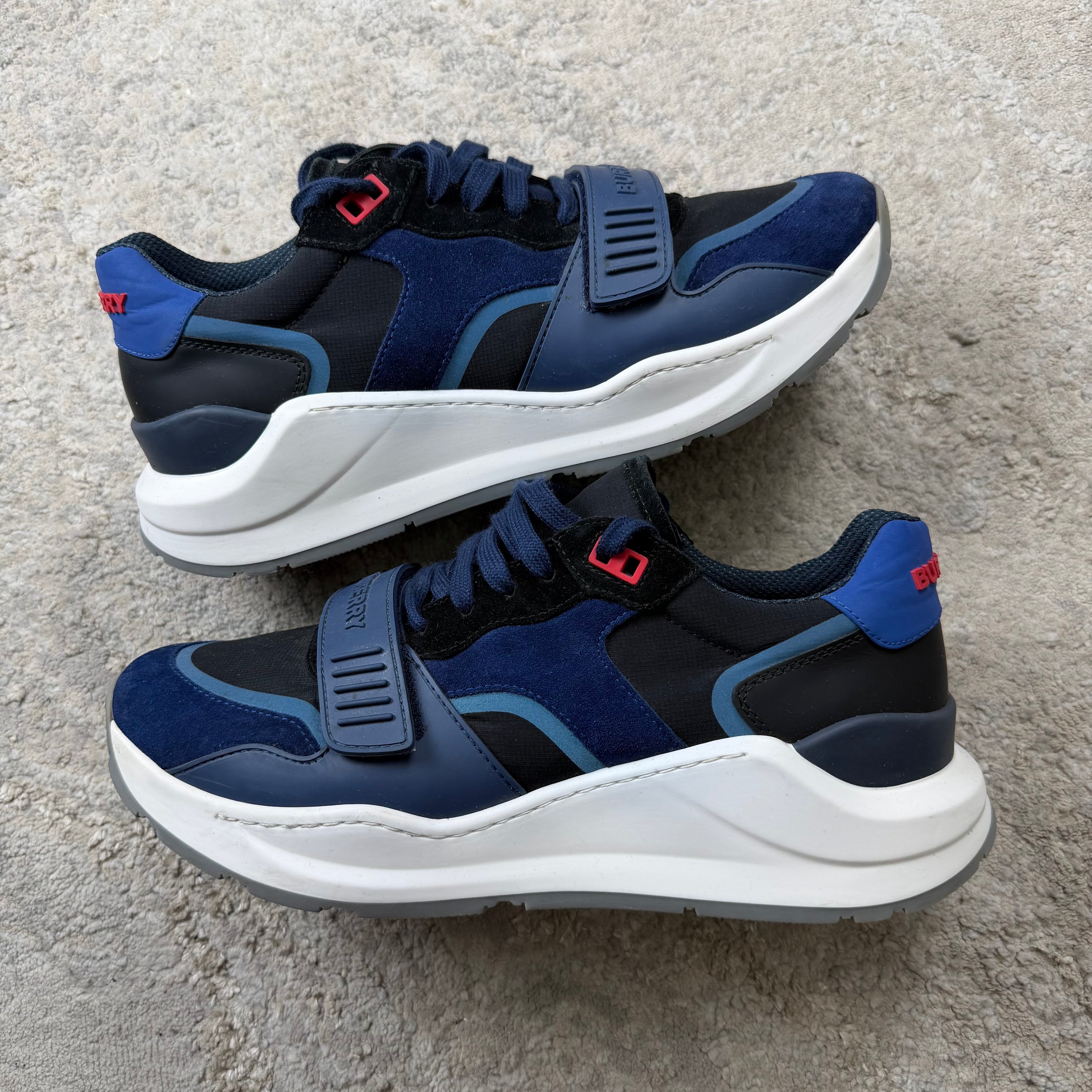 Burberry Blue Ramsey Trainer’s - 9.5UK