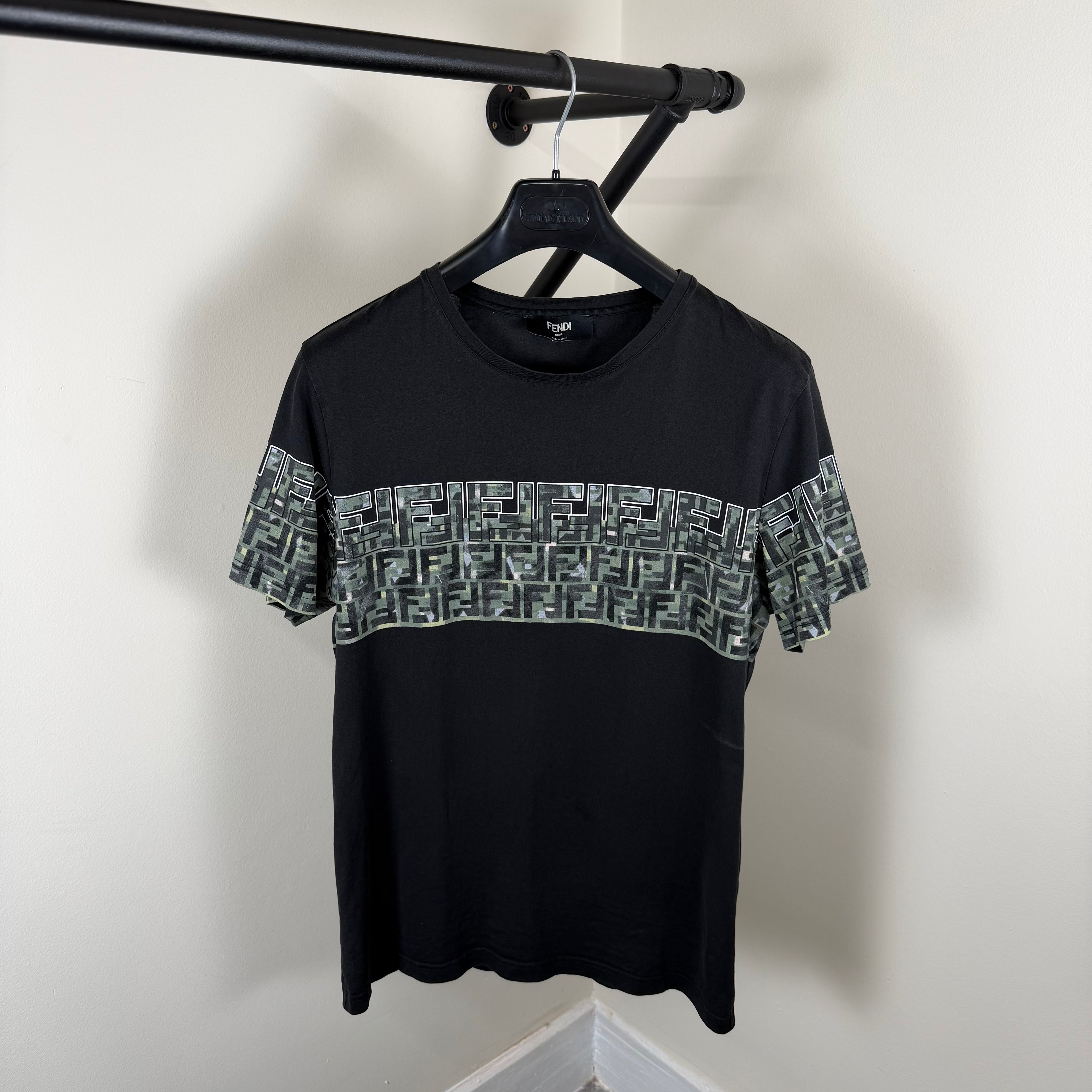 Fendi Camo T-Shirt - Medium 21’’