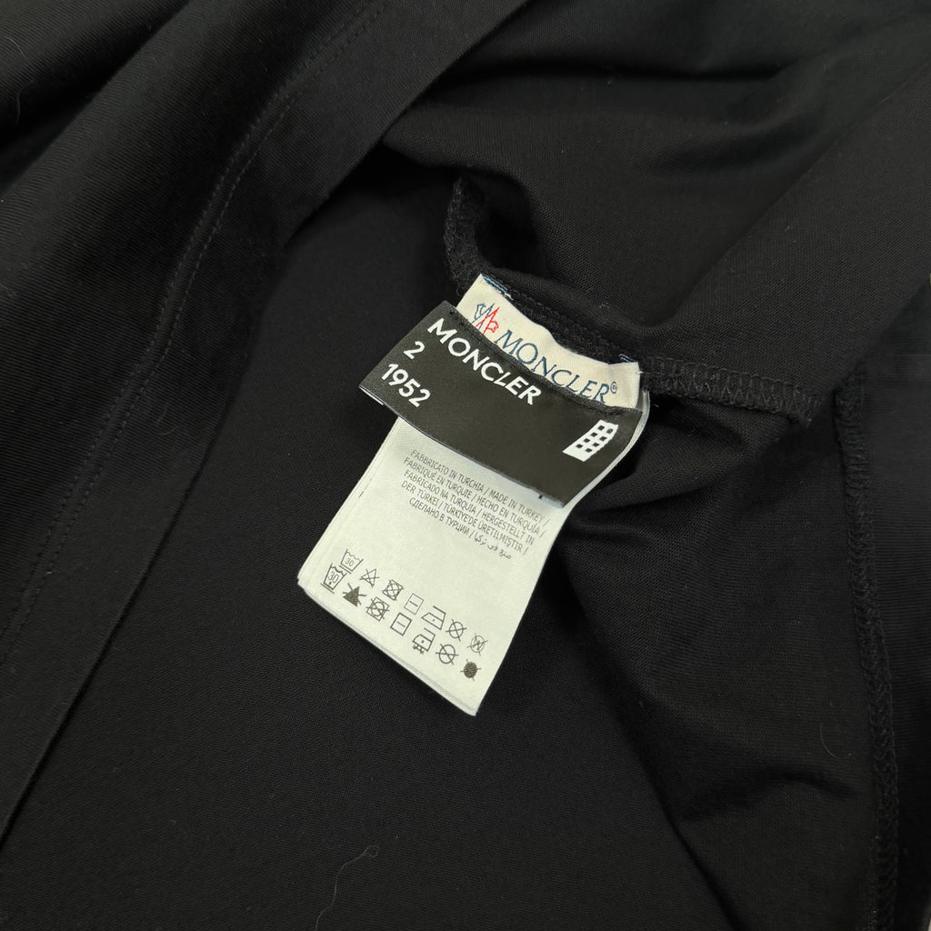 Moncler Black Graphic T-Shirt - Medium 21.5’’
