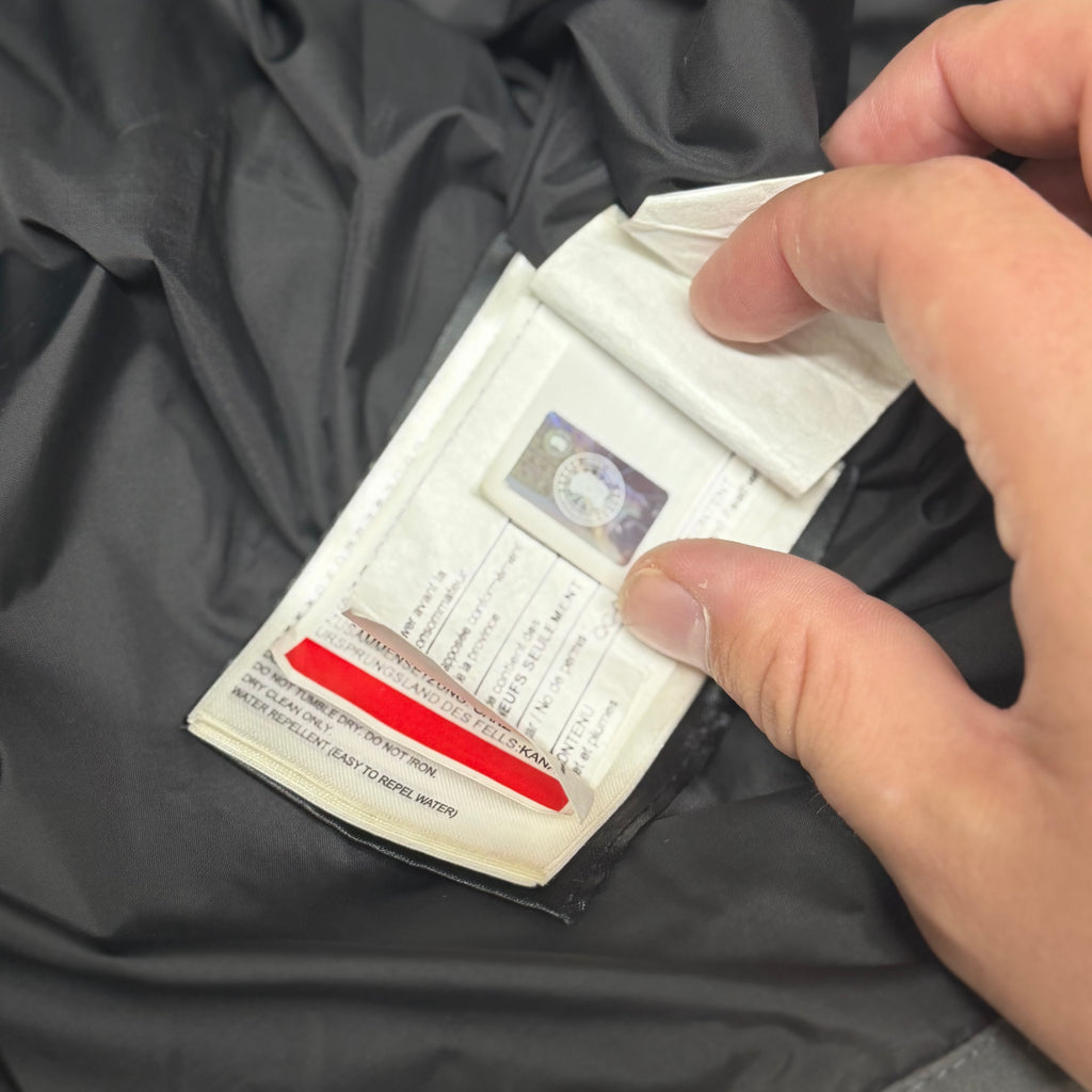 Canada Goose Grey Wyndham Parka - Medium 22’’