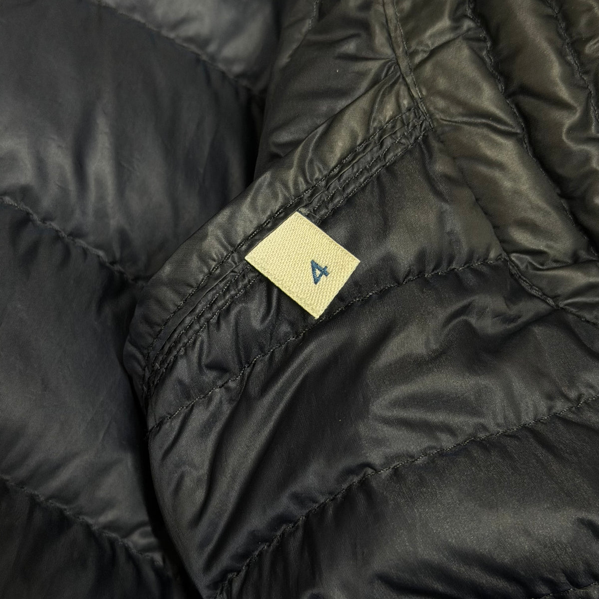 Moncler Foret Giubbotto Navy Jacket - Fits M 21.5’’ (Size 4)