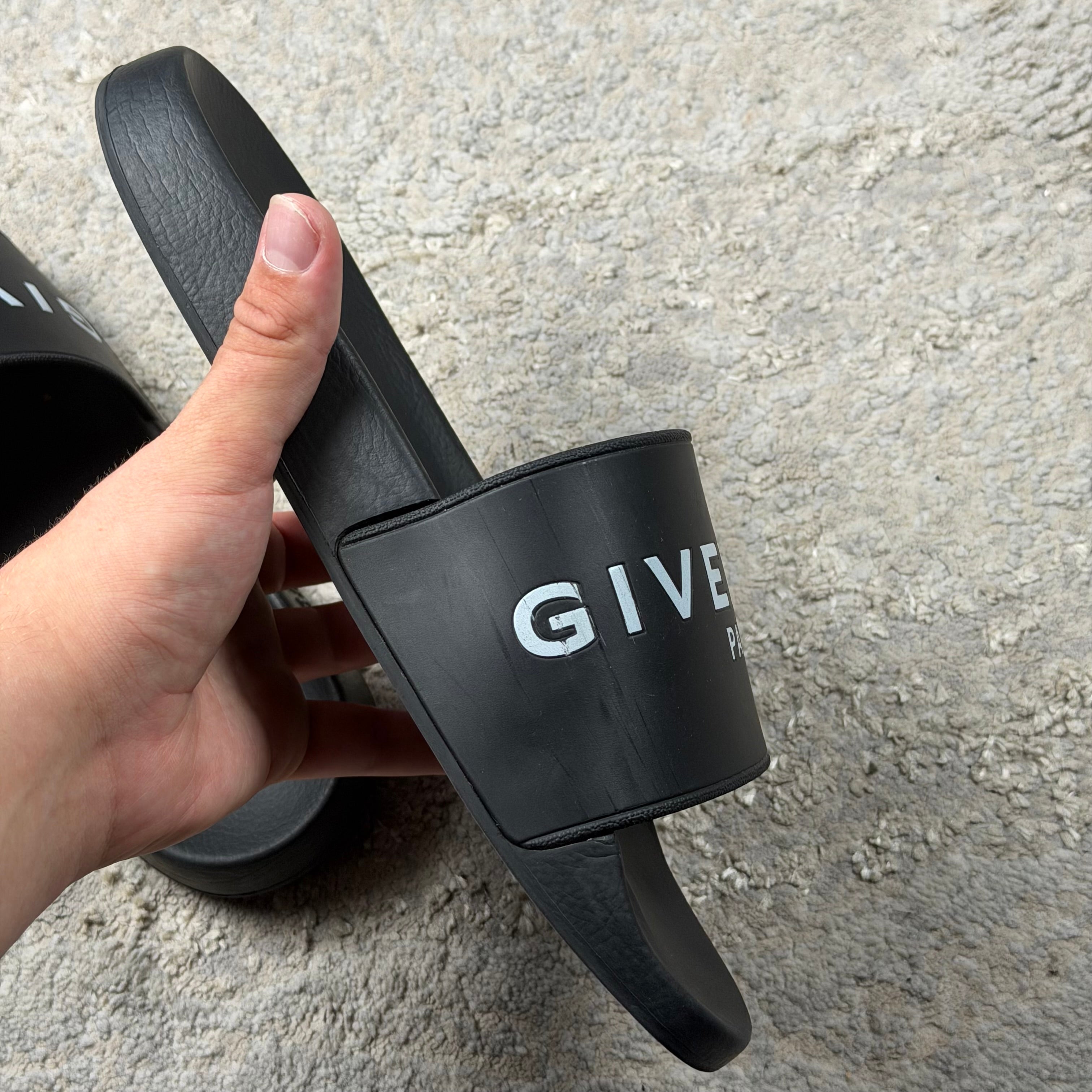 Givenchy Spellout Black Sliders - 9UK