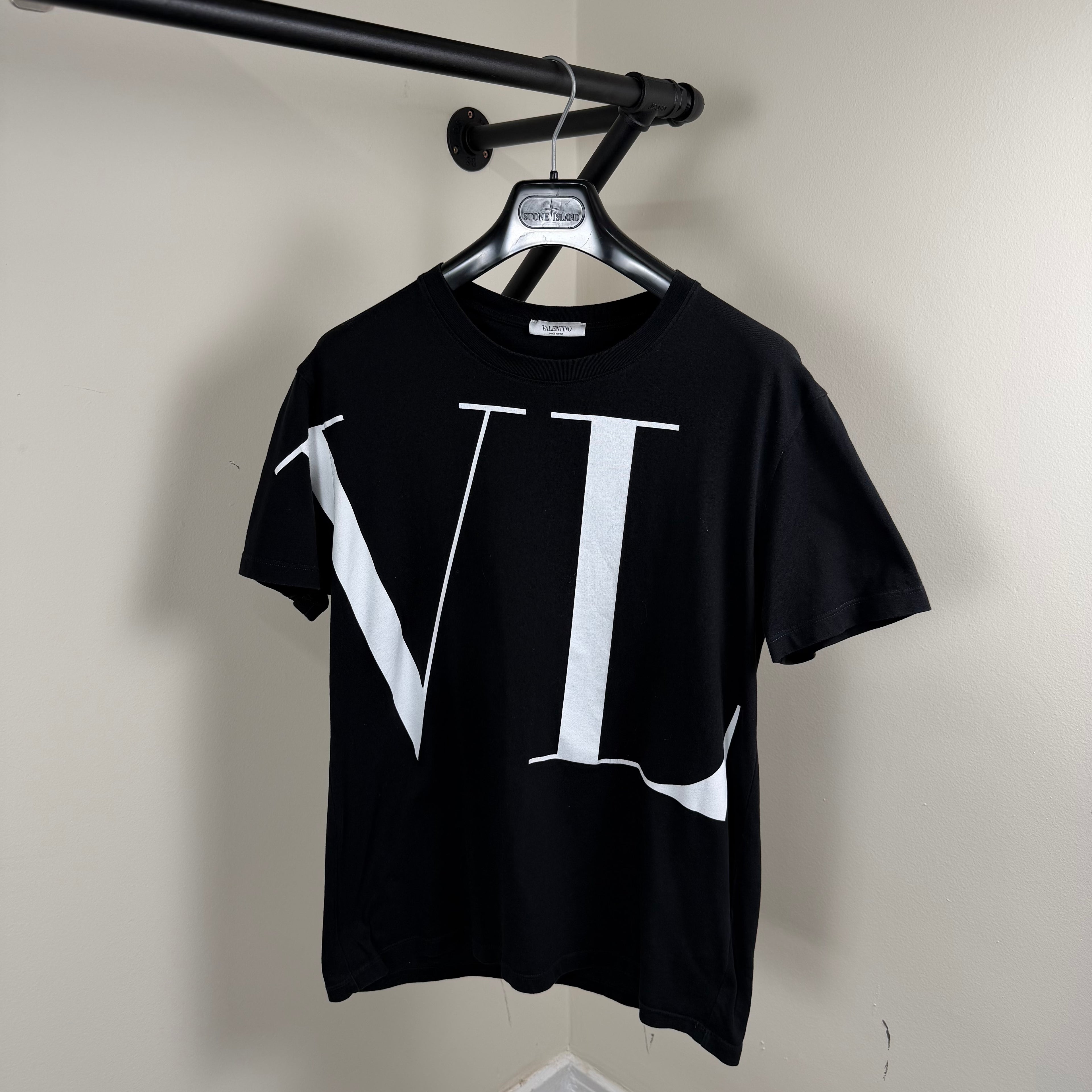 Valentino Garavani Large Logo Print - S/M 19’’