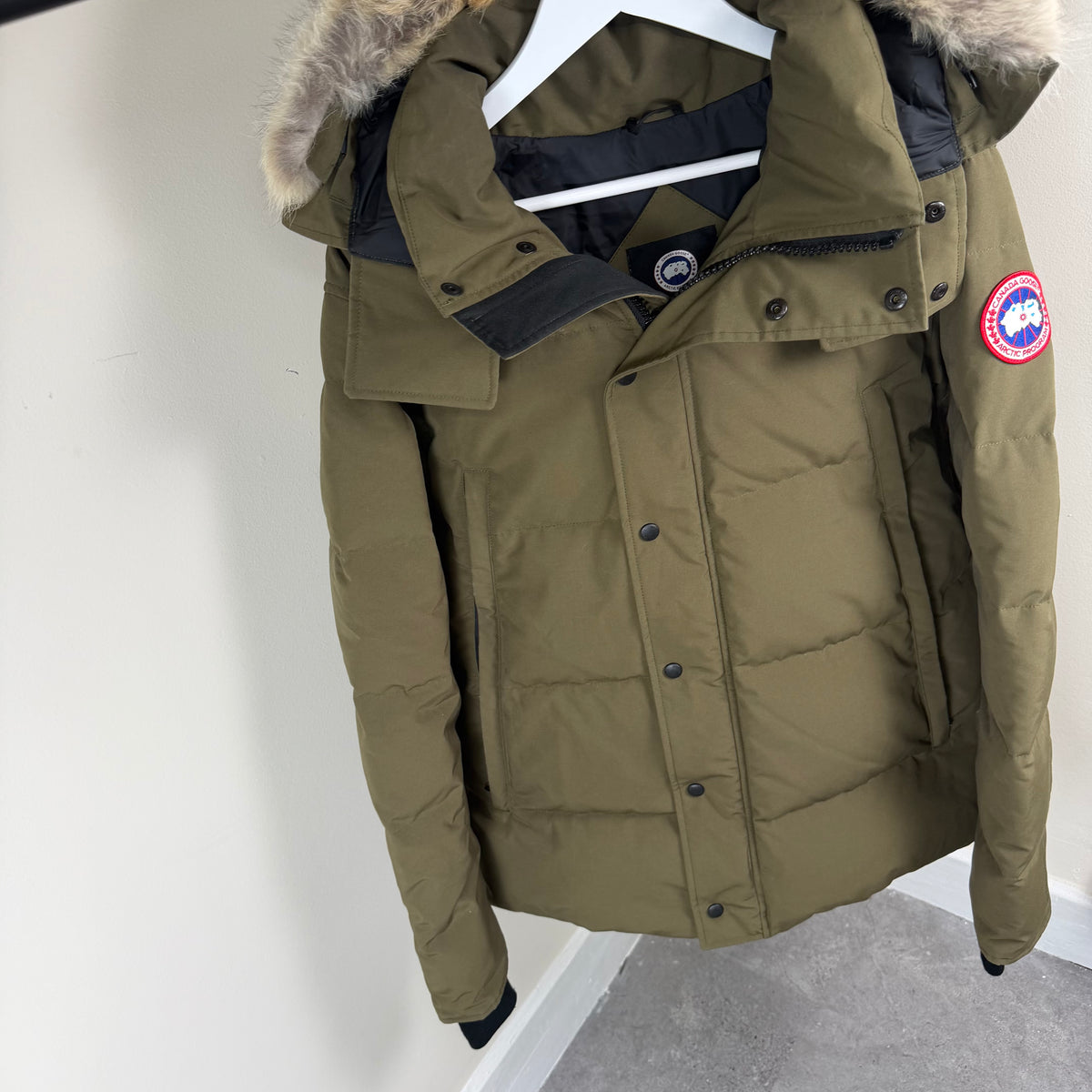 Canada Goose Khaki Wyndham Parka - XL 25’’