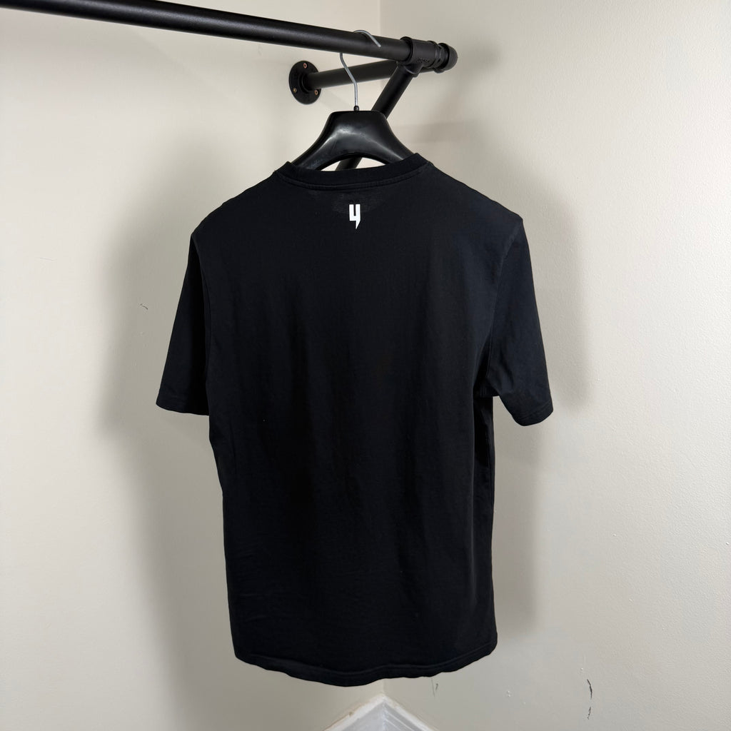 YELIR World 8Y Black T-Shirt - Medium 19.5’’