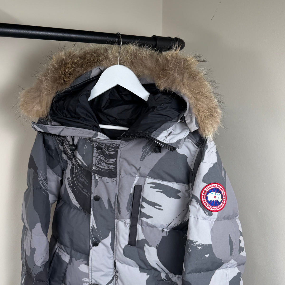 Canada Goose Grey Camo Carson Parka - Small 20.5’’