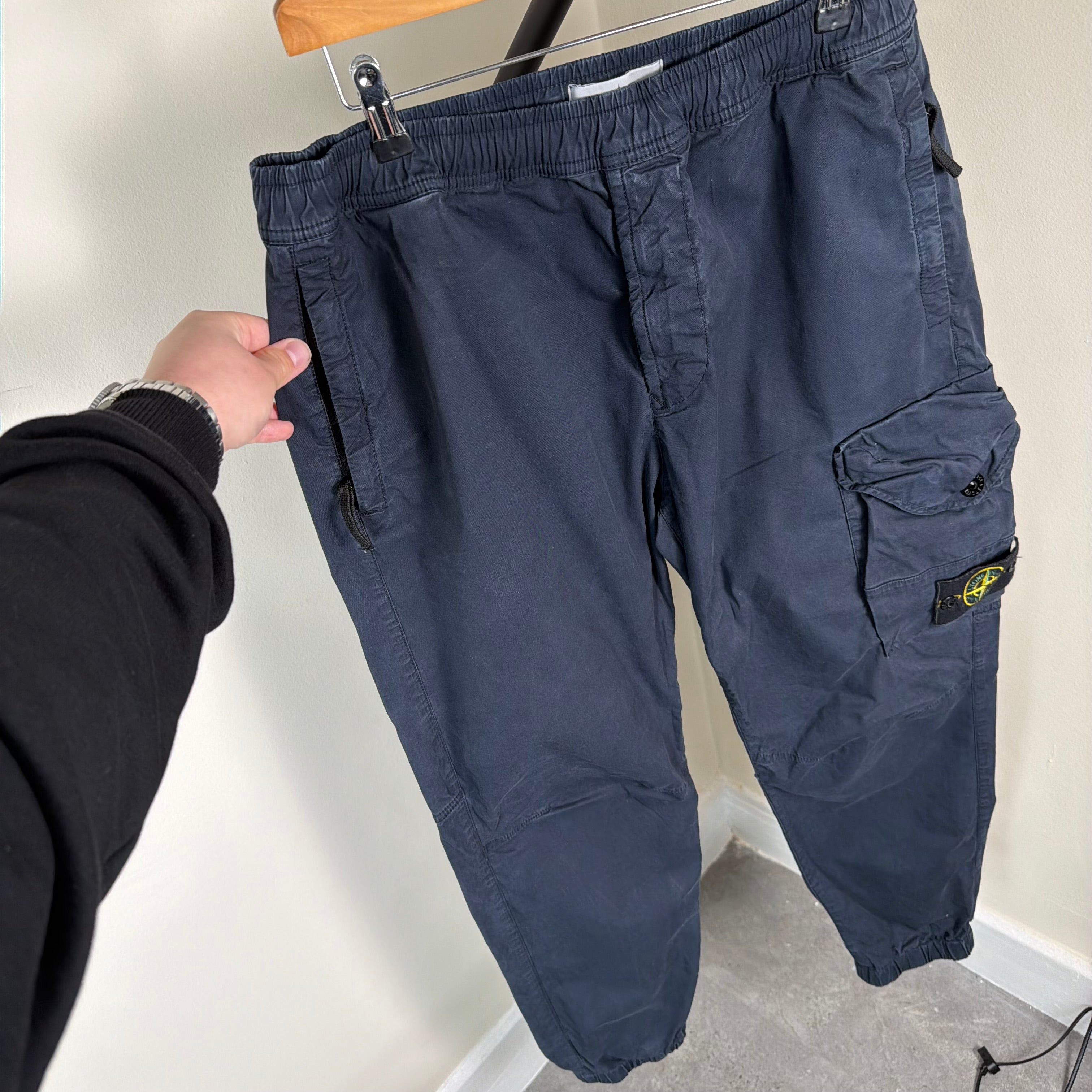 Stone Island Navy Cargo Pants - 32W