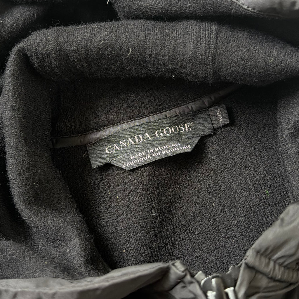Canada Goose Windbridge Cardigan - S/M 21’’