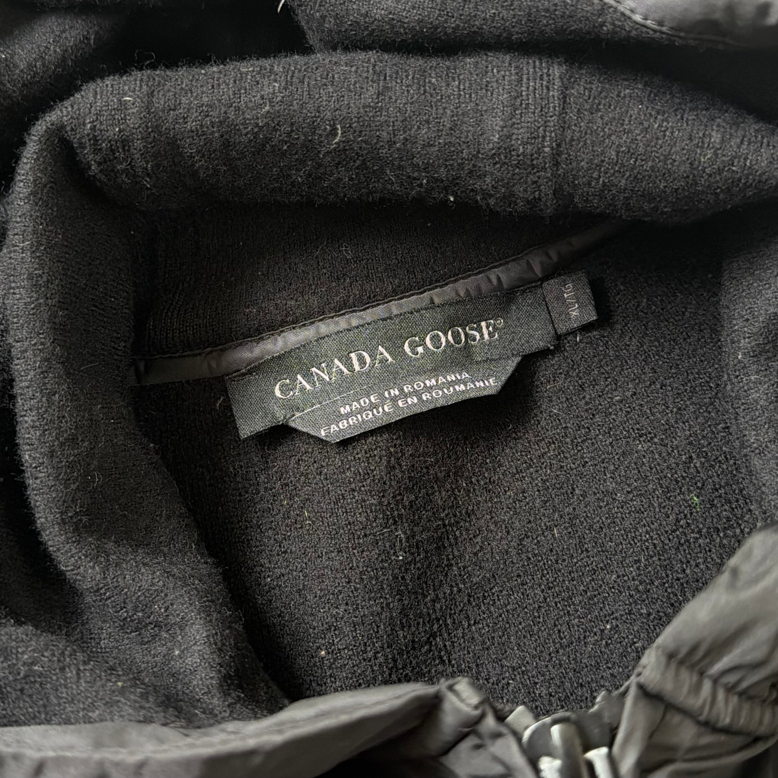 Canada Goose Windbridge Cardigan - S/M 21’’