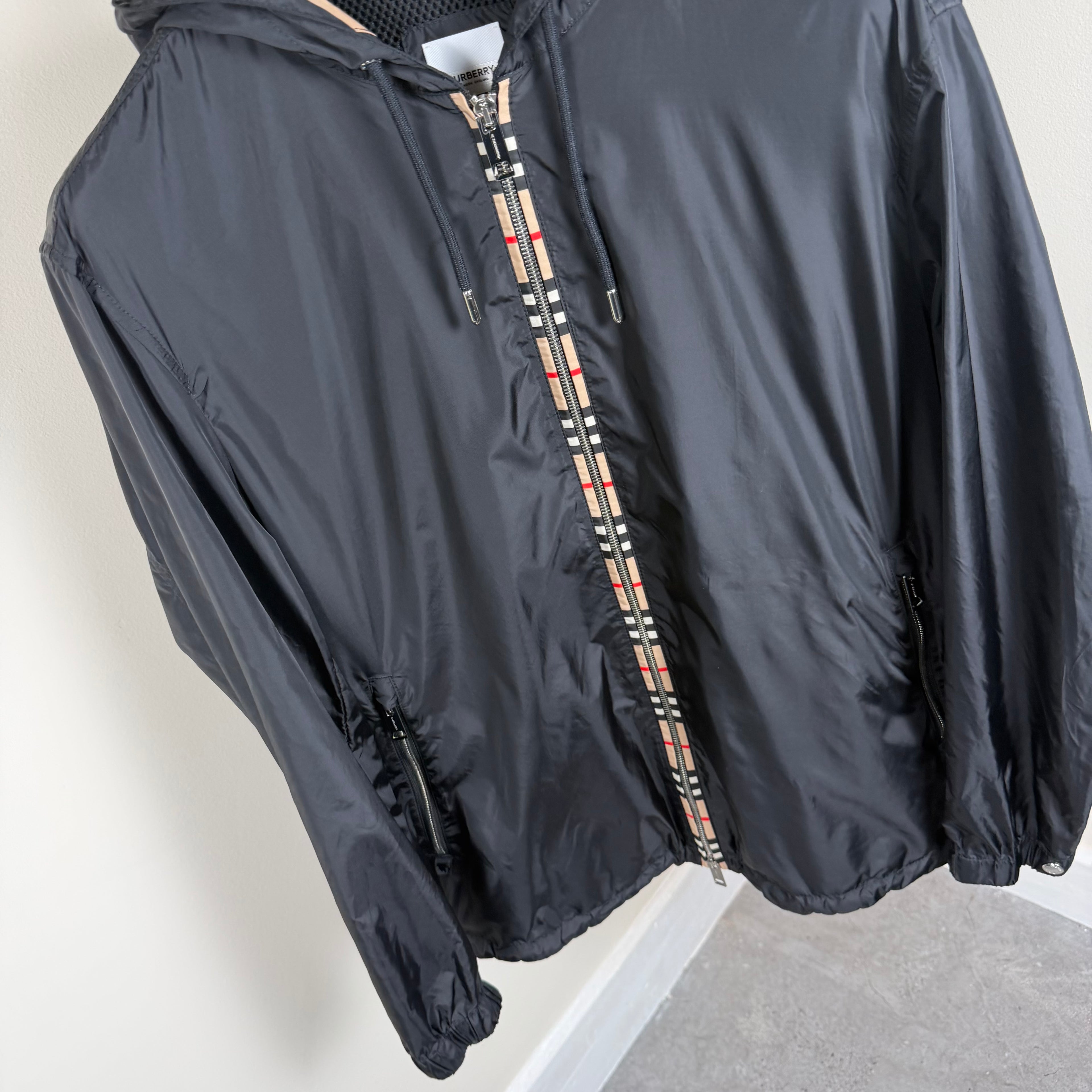 Burberry Black Check Windbreaker - Medium 23.5’’
