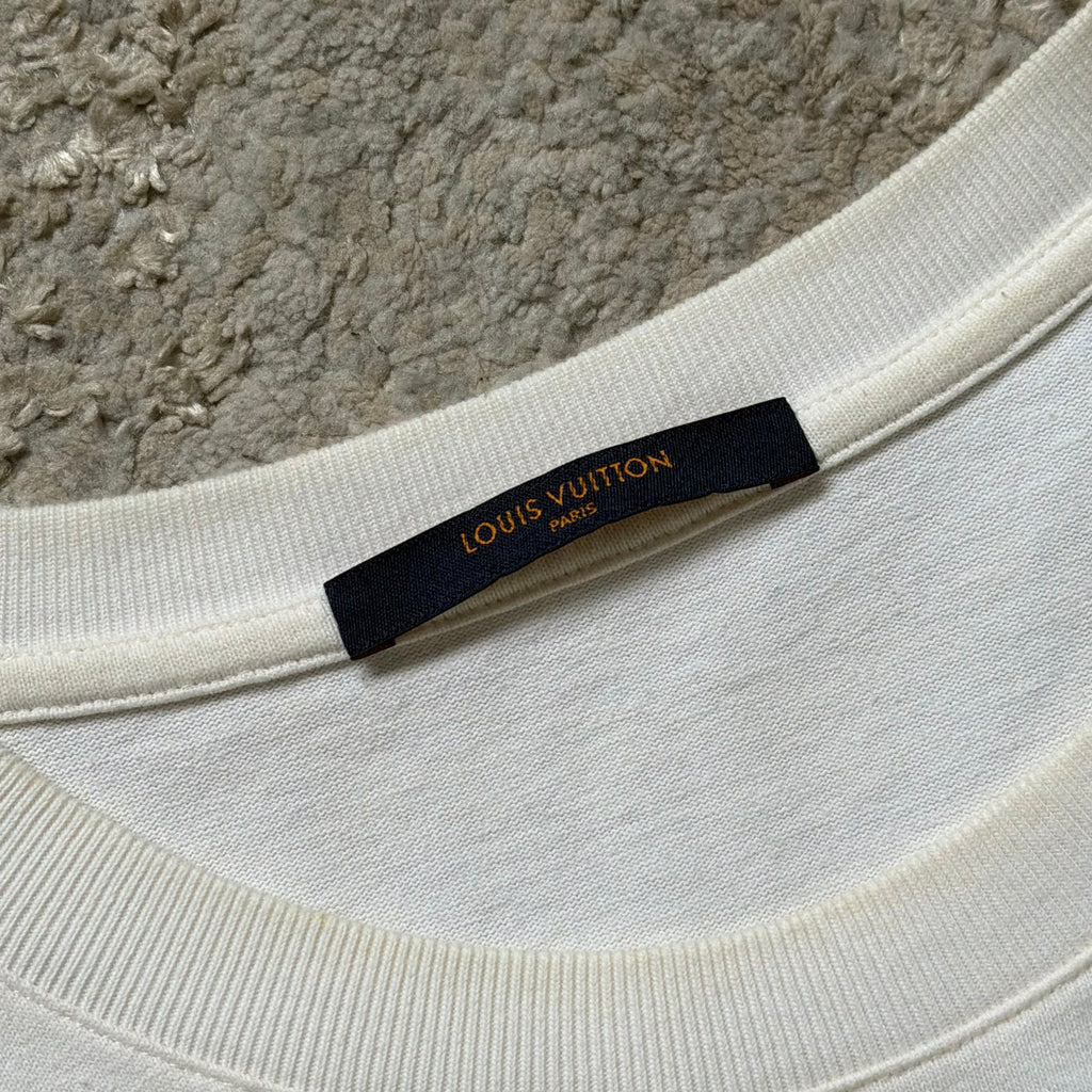 Louis Vuitton White Smoke T-Shirt - Large 22’’