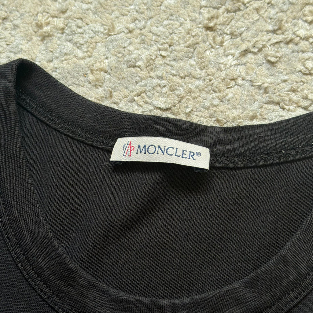 Moncler Graphic Black T-Shirt - Small 18’’