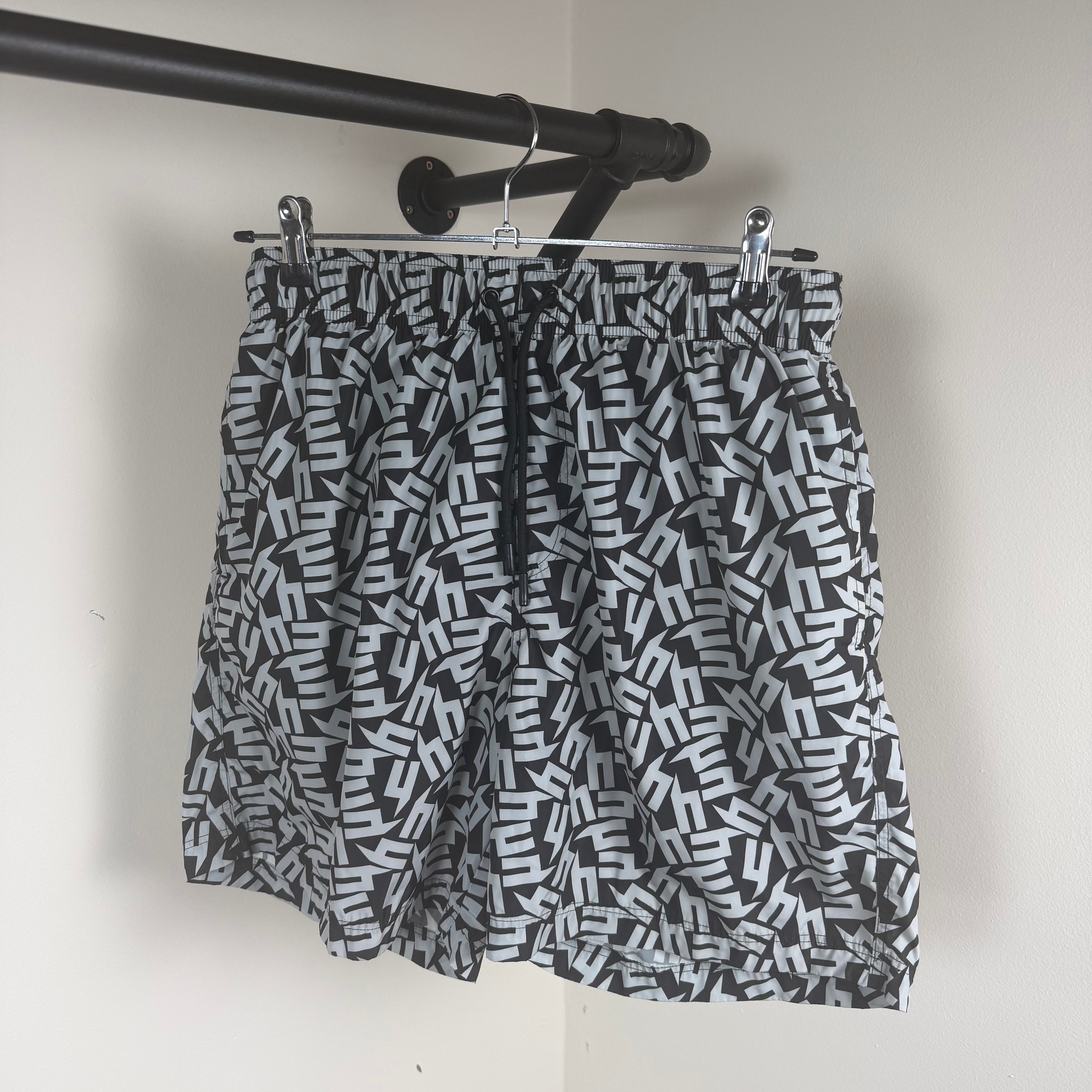 YELIR World Black/White Swimming Shorts - Large