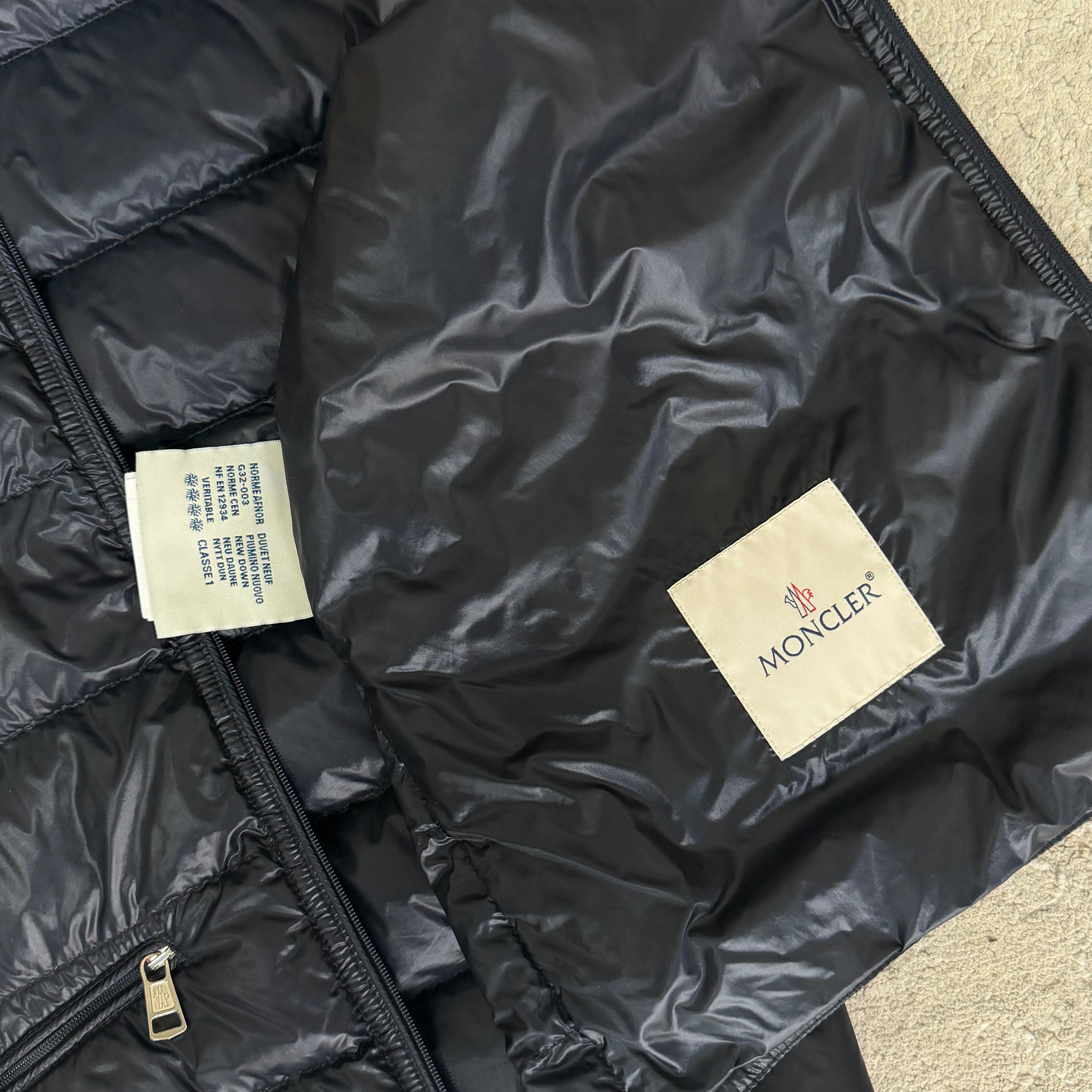 Moncler Navy GUI Gilet - 3 (Medium) 21.5’’